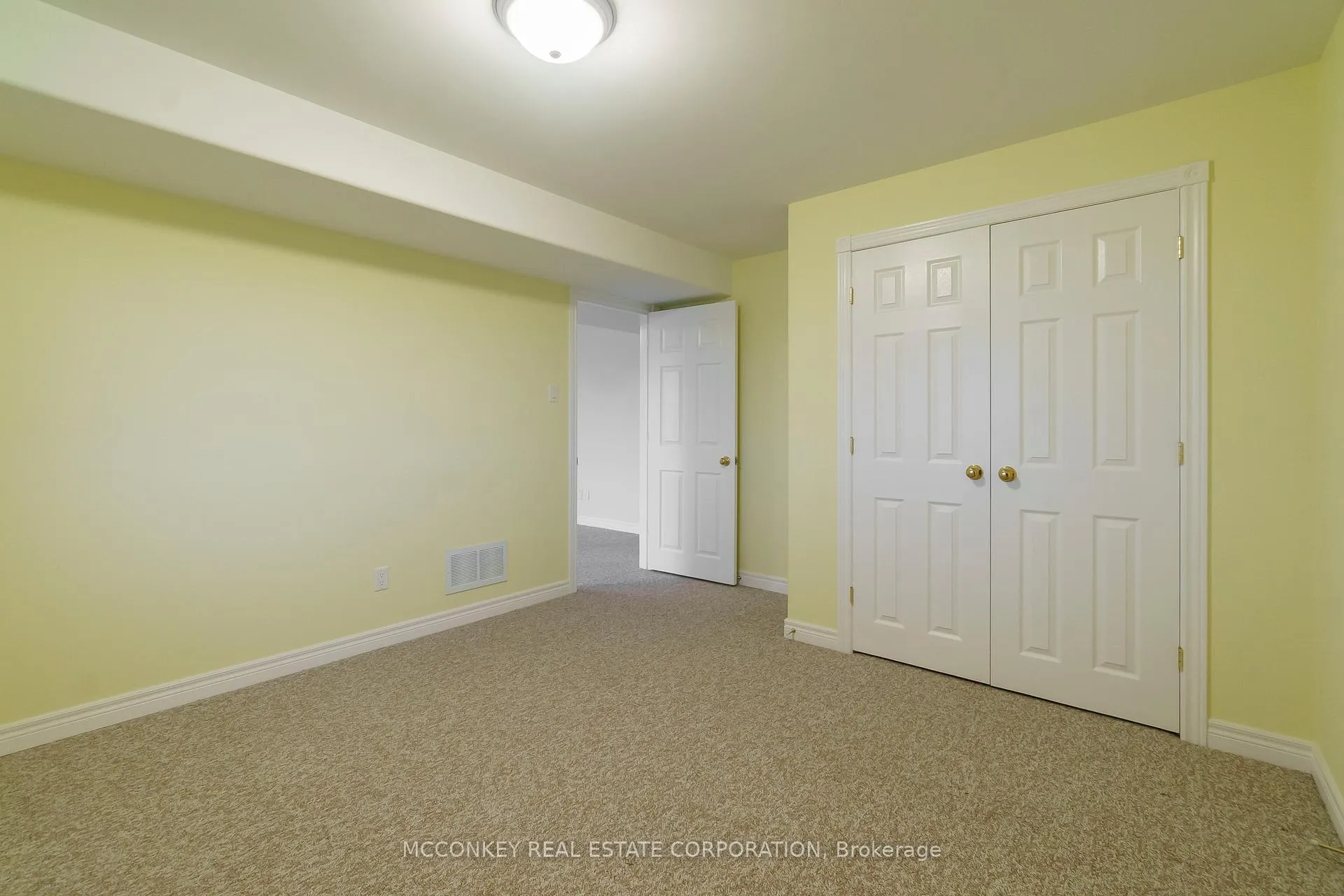 Photo 35 of 1587 Scollard Crescent, Peterborough, Ashburnham Ward 4 — HOMEH