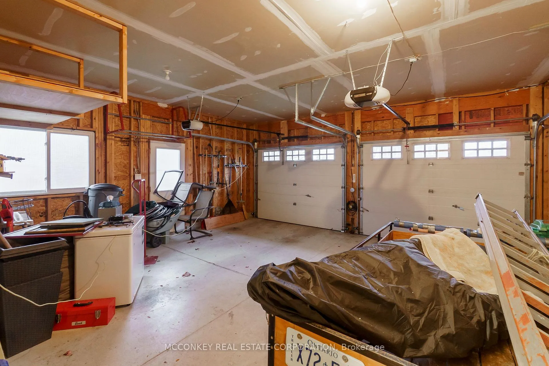 Photo 42 of 1587 Scollard Crescent, Peterborough, Ashburnham Ward 4 — HOMEH