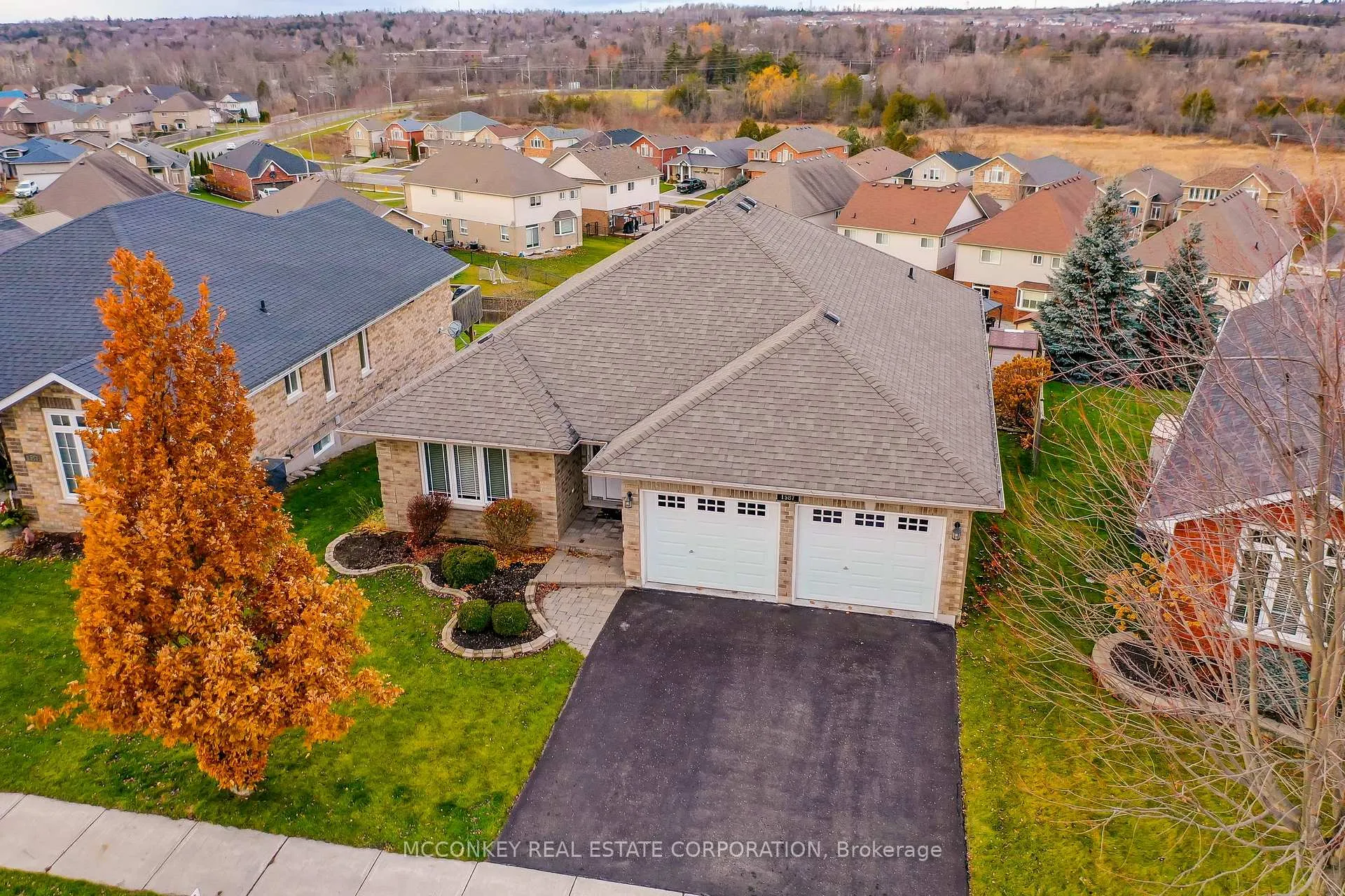 Photo 47 of 1587 Scollard Crescent, Peterborough, Ashburnham Ward 4 — HOMEH