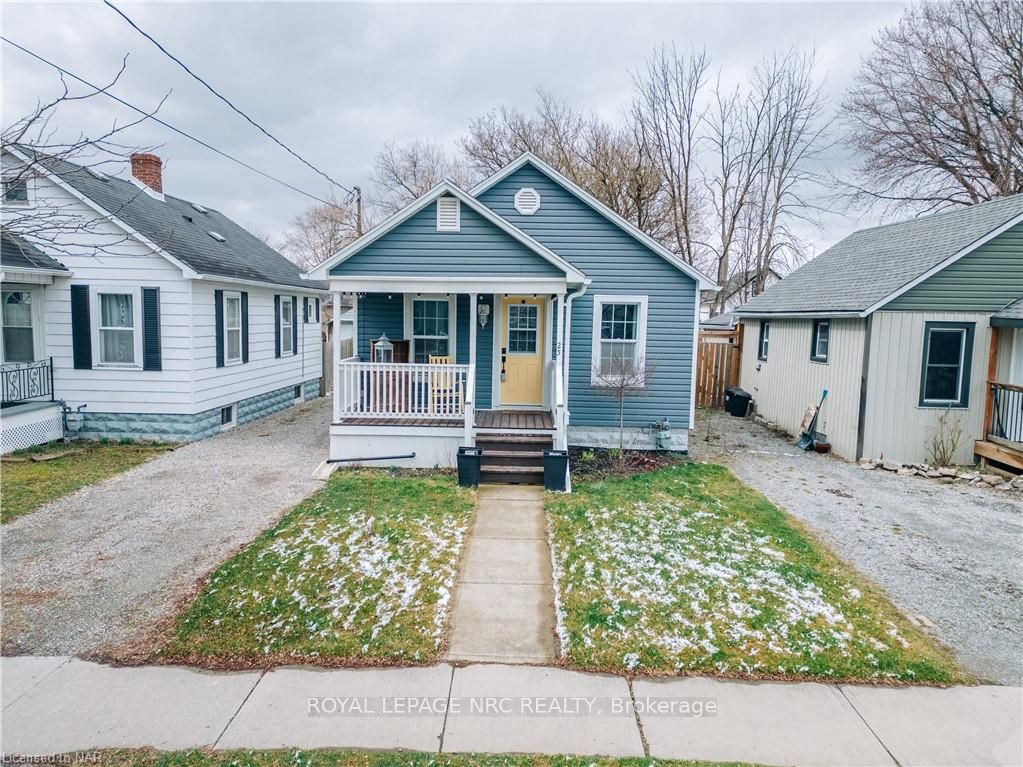 Photo 2 of 25 Wallace Street S, Welland, Lincoln/Crowland — HOMEH