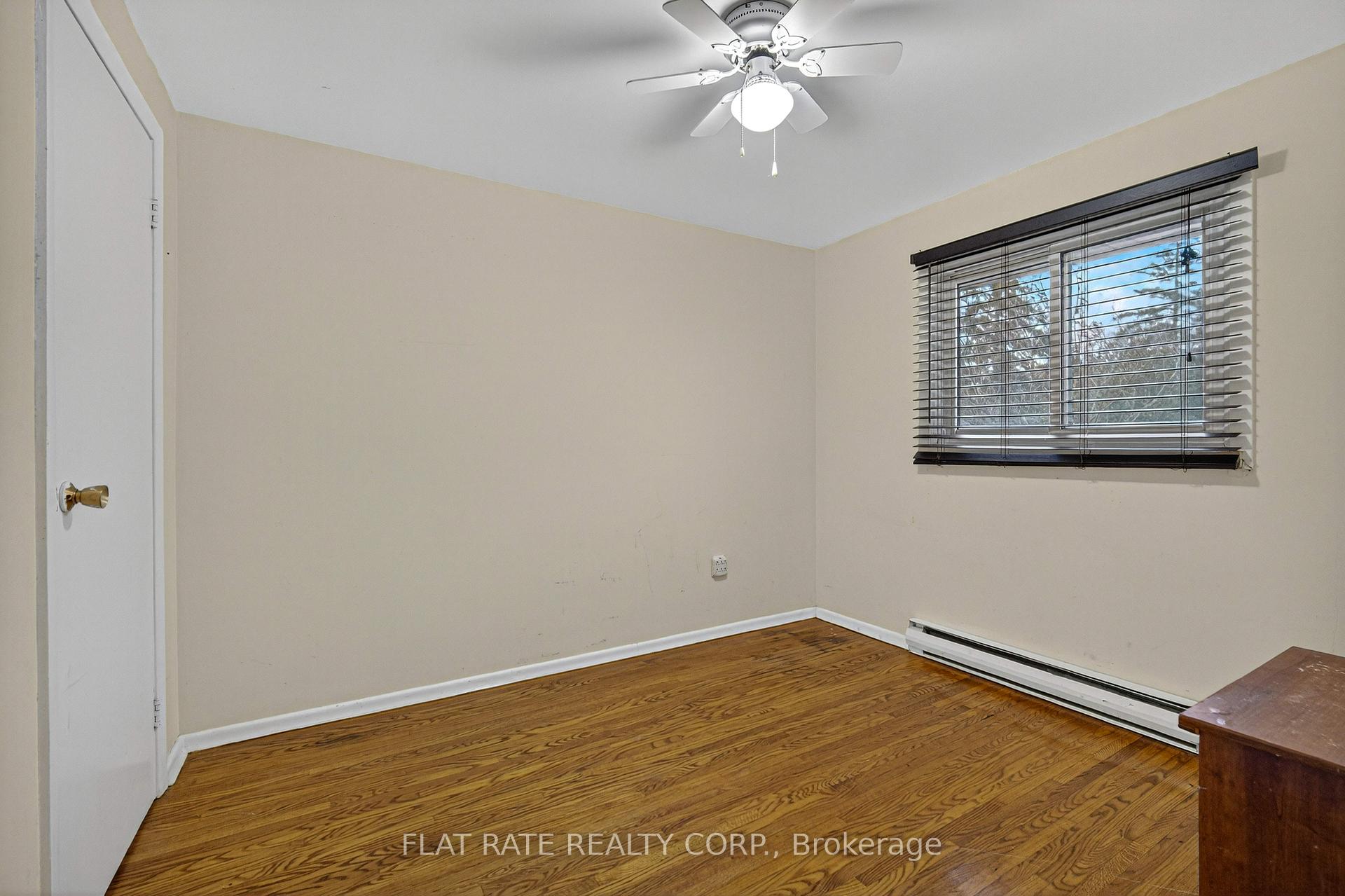 Photo 10 of 734 Chamberlain Street, Peterborough, Otonabee Ward 1 — HOMEH