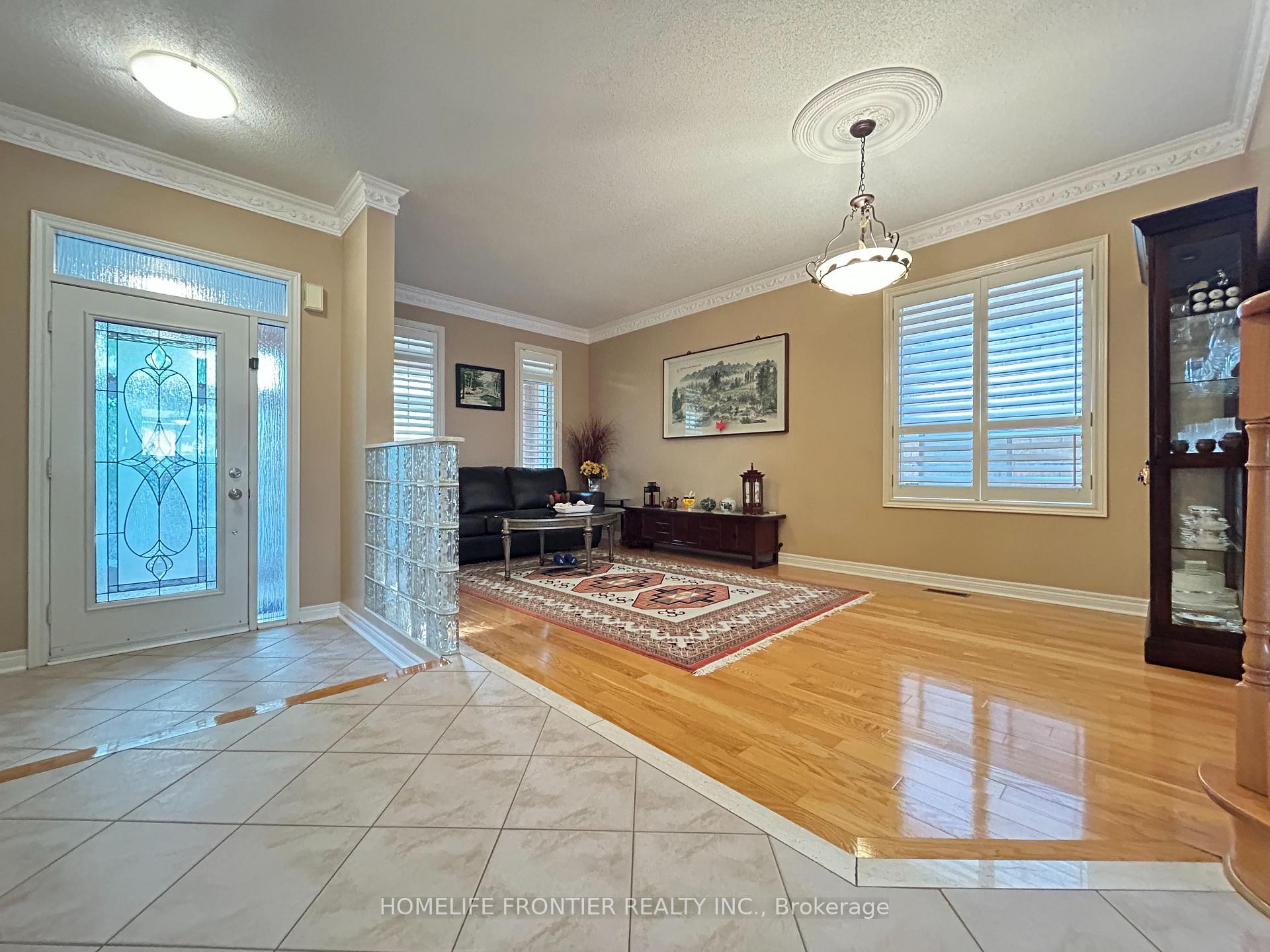 Photo 10 of 55 Forecastle Road, Vaughan, Patterson — HOMEH