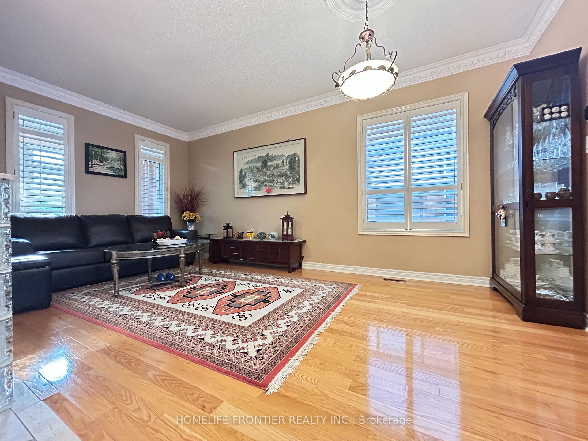 Photo 12 of 55 Forecastle Road, Vaughan, Patterson — HOMEH