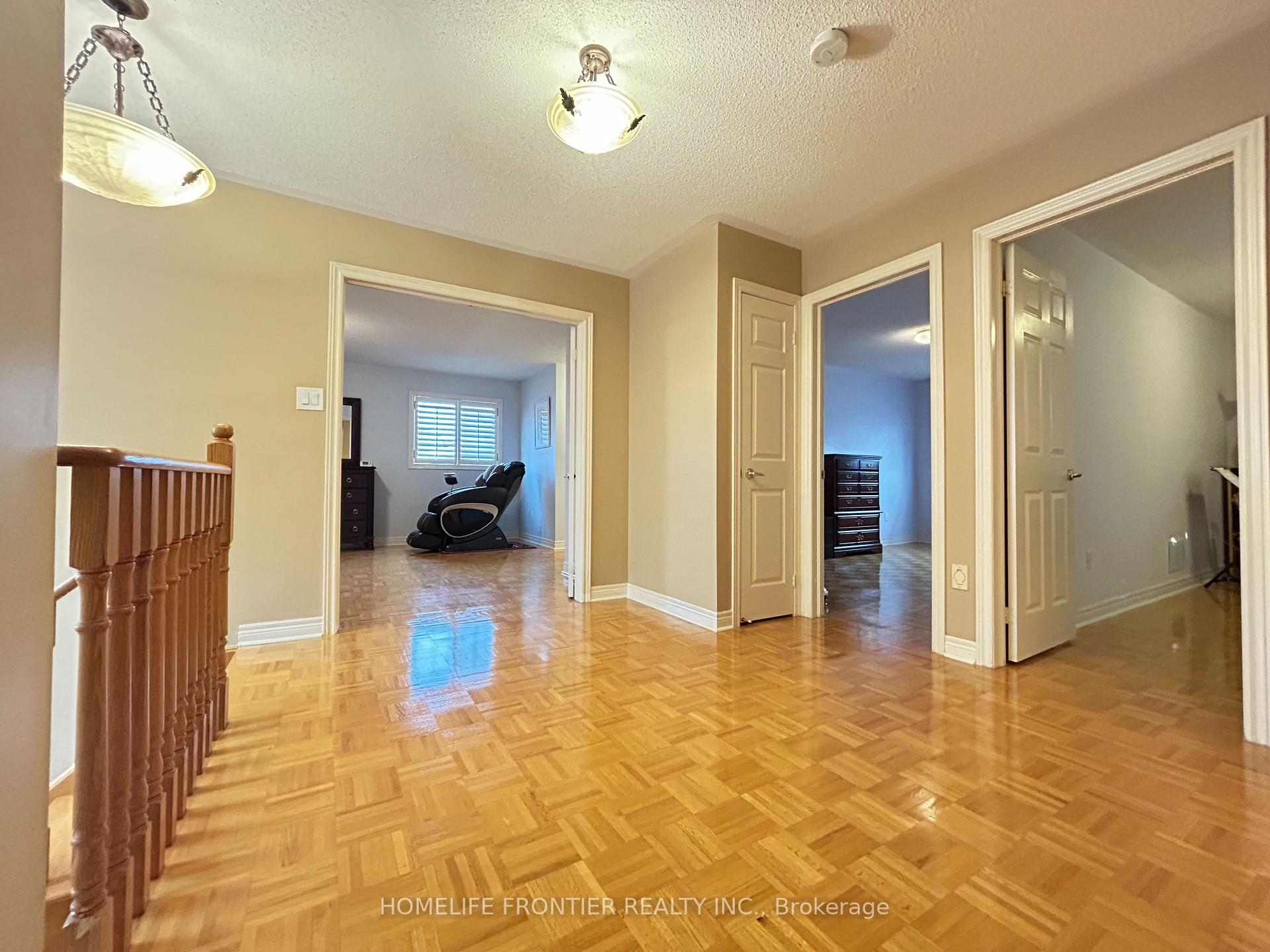 Photo 18 of 55 Forecastle Road, Vaughan, Patterson — HOMEH