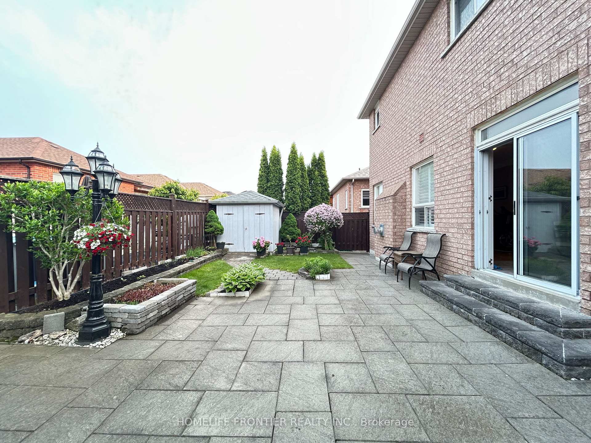 Photo 29 of 55 Forecastle Road, Vaughan, Patterson — HOMEH