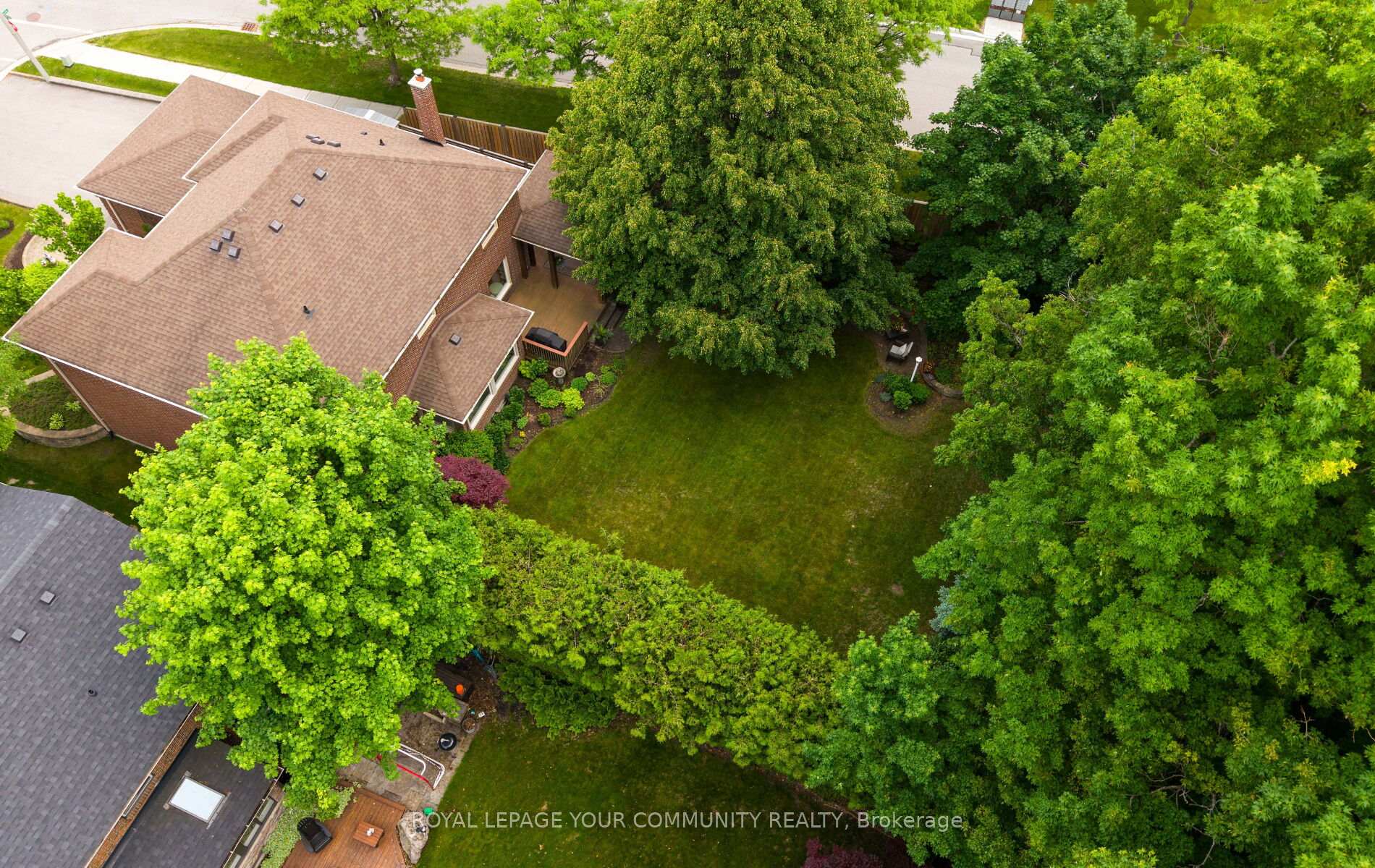 Photo 40 of 56 Petch Crescent, Aurora, Aurora Highlands — HOMEH