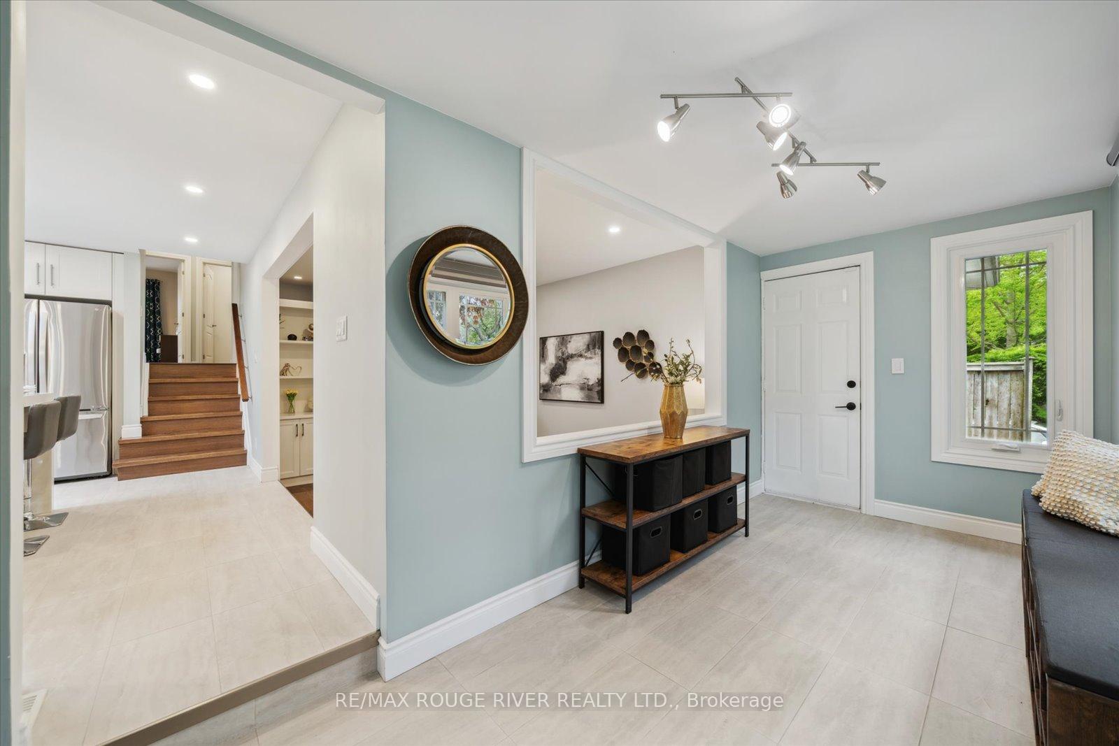Photo 5 of 27 Guthrie Crescent, Whitby, Lynde Creek — HOMEH