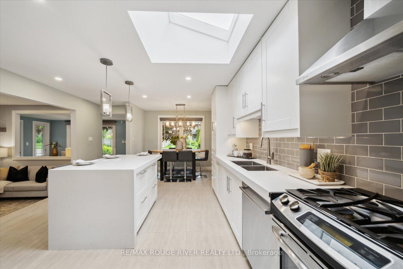 Photo 11 of 27 Guthrie Crescent, Whitby, Lynde Creek — HOMEH