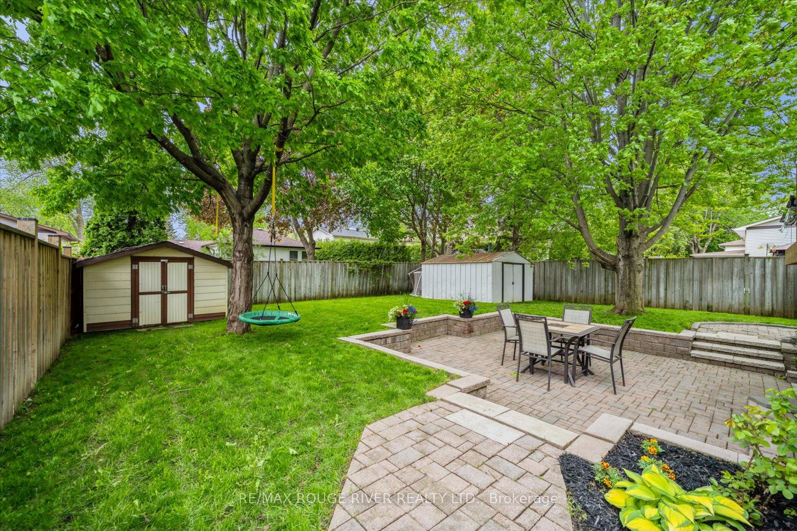 Photo 26 of 27 Guthrie Crescent, Whitby, Lynde Creek — HOMEH