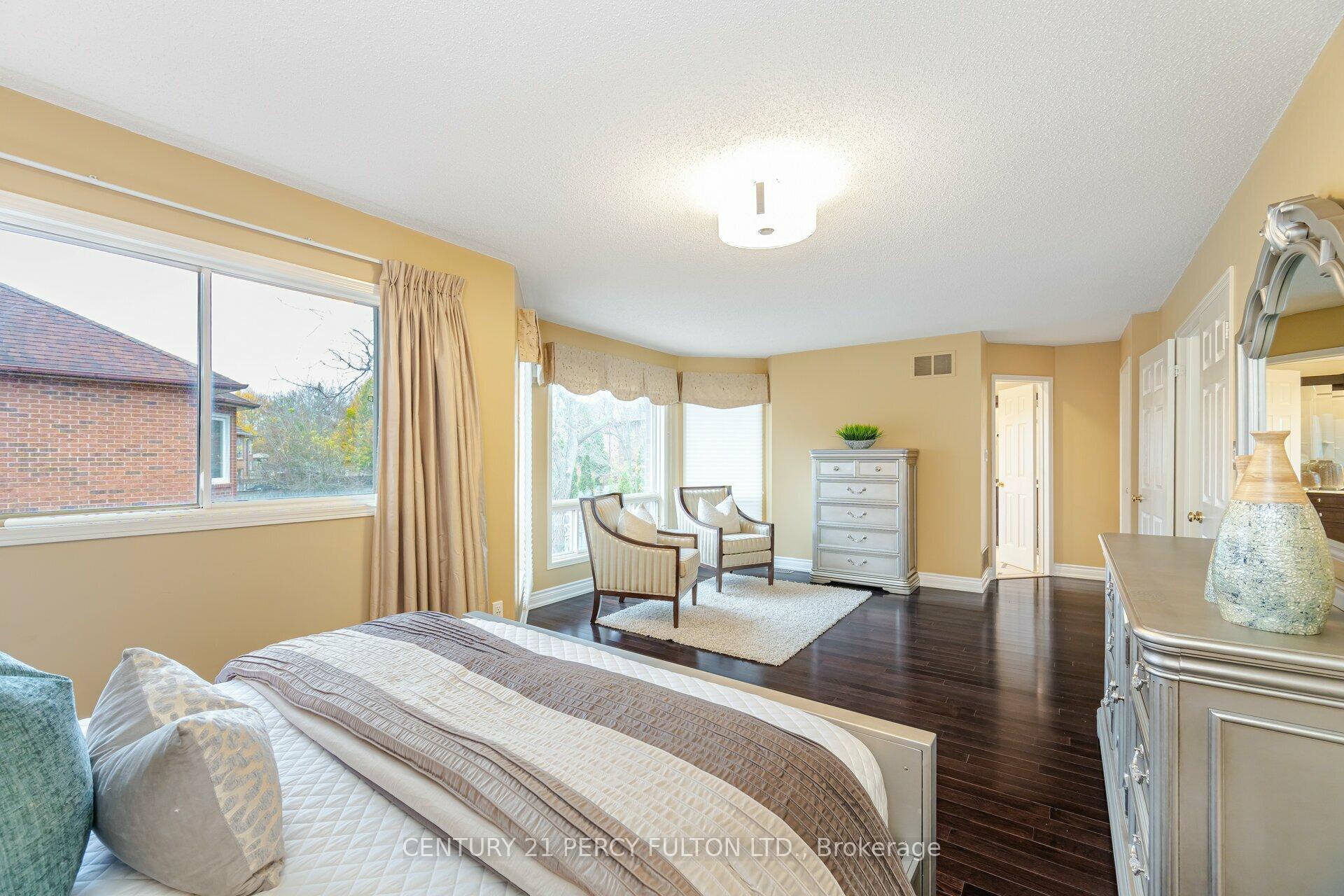 Photo 18 of 887 Darwin Drive, Pickering, Dunbarton — HOMEH