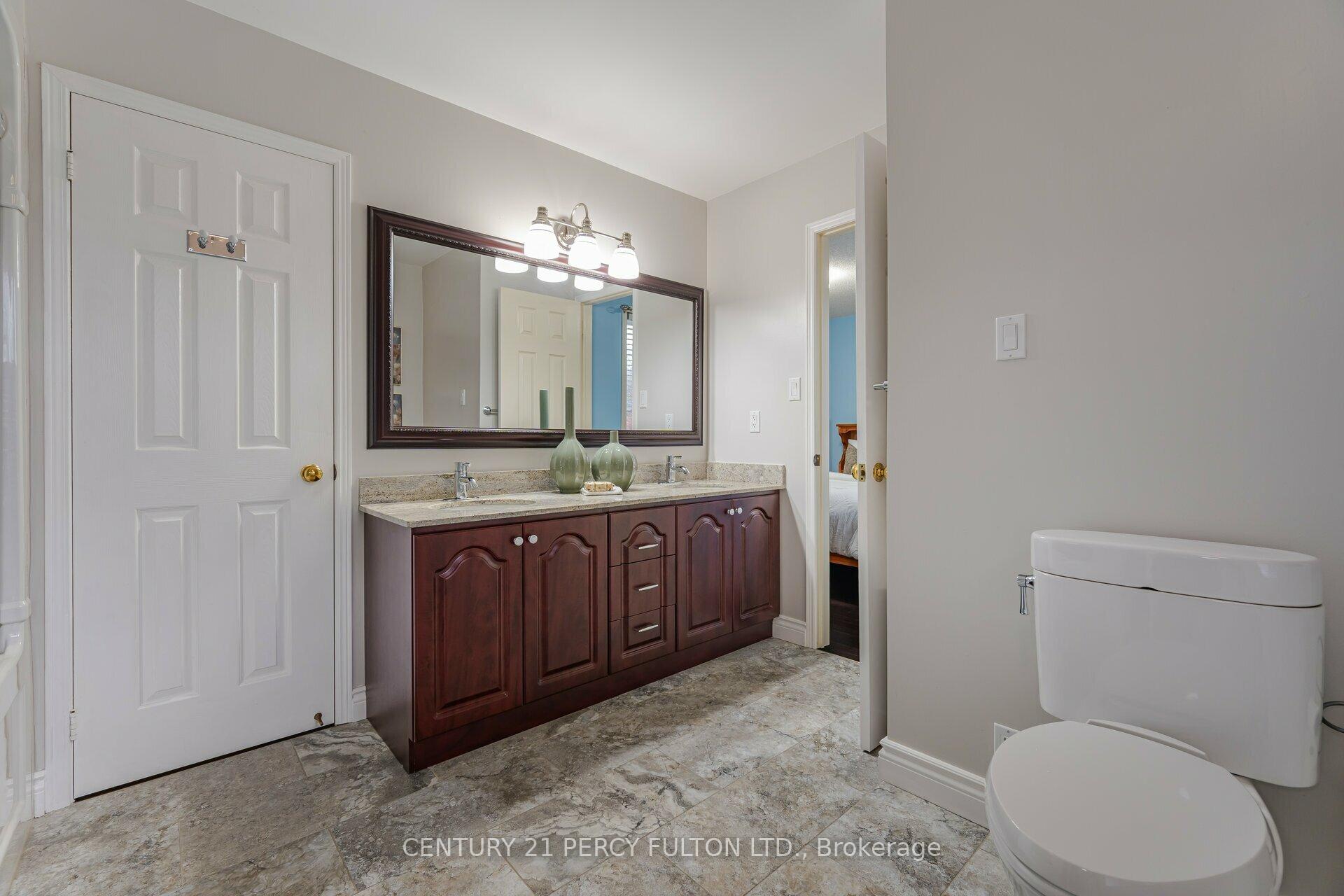 Photo 24 of 887 Darwin Drive, Pickering, Dunbarton — HOMEH