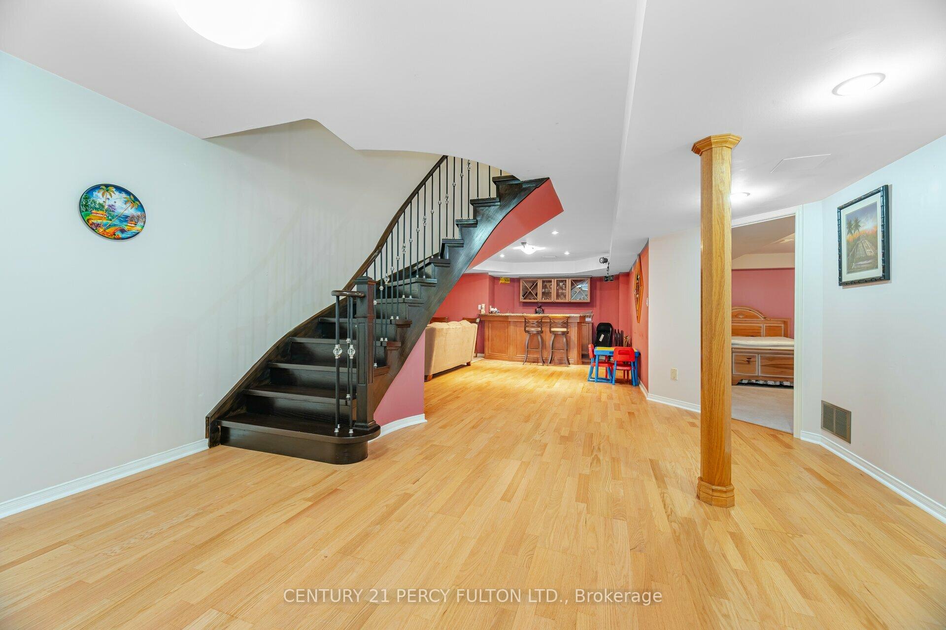 Photo 28 of 887 Darwin Drive, Pickering, Dunbarton — HOMEH