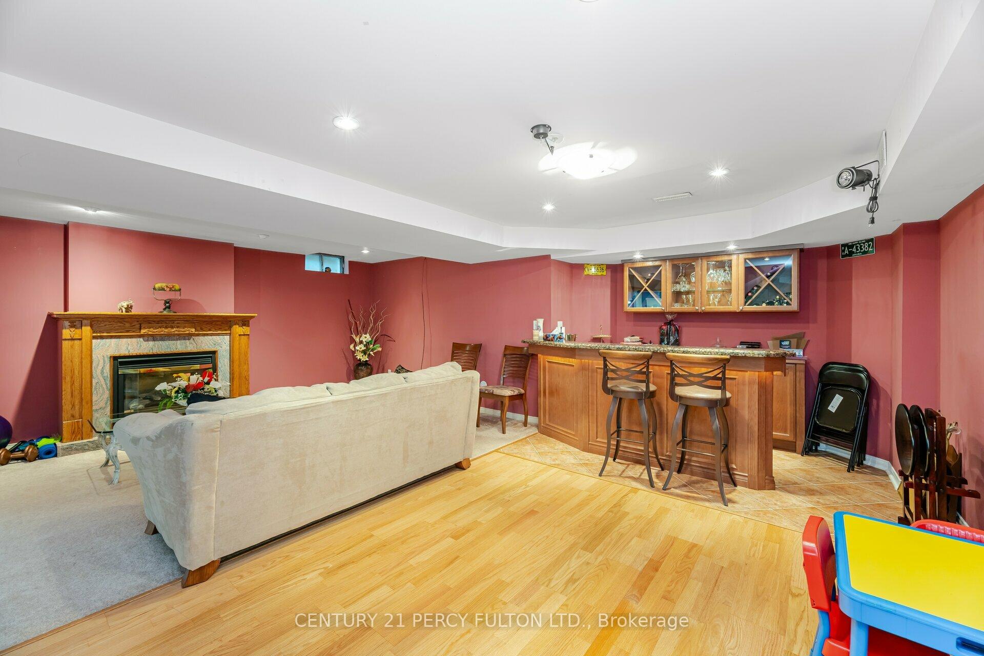 Photo 29 of 887 Darwin Drive, Pickering, Dunbarton — HOMEH