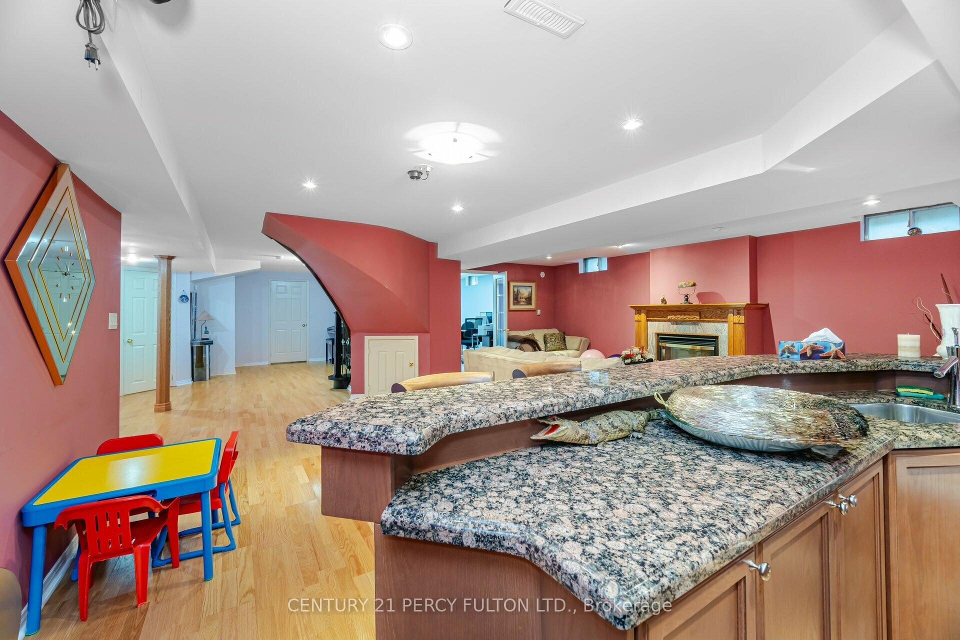 Photo 30 of 887 Darwin Drive, Pickering, Dunbarton — HOMEH