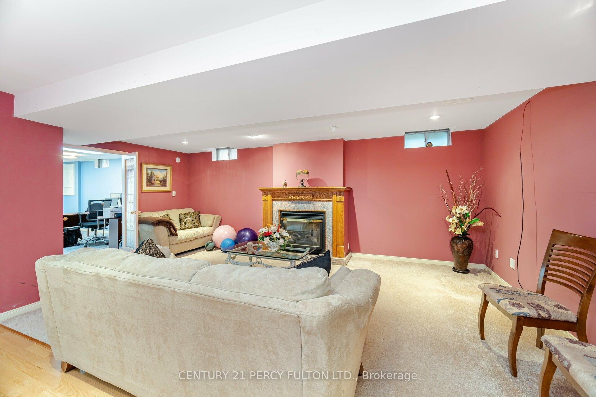 Photo 31 of 887 Darwin Drive, Pickering, Dunbarton — HOMEH
