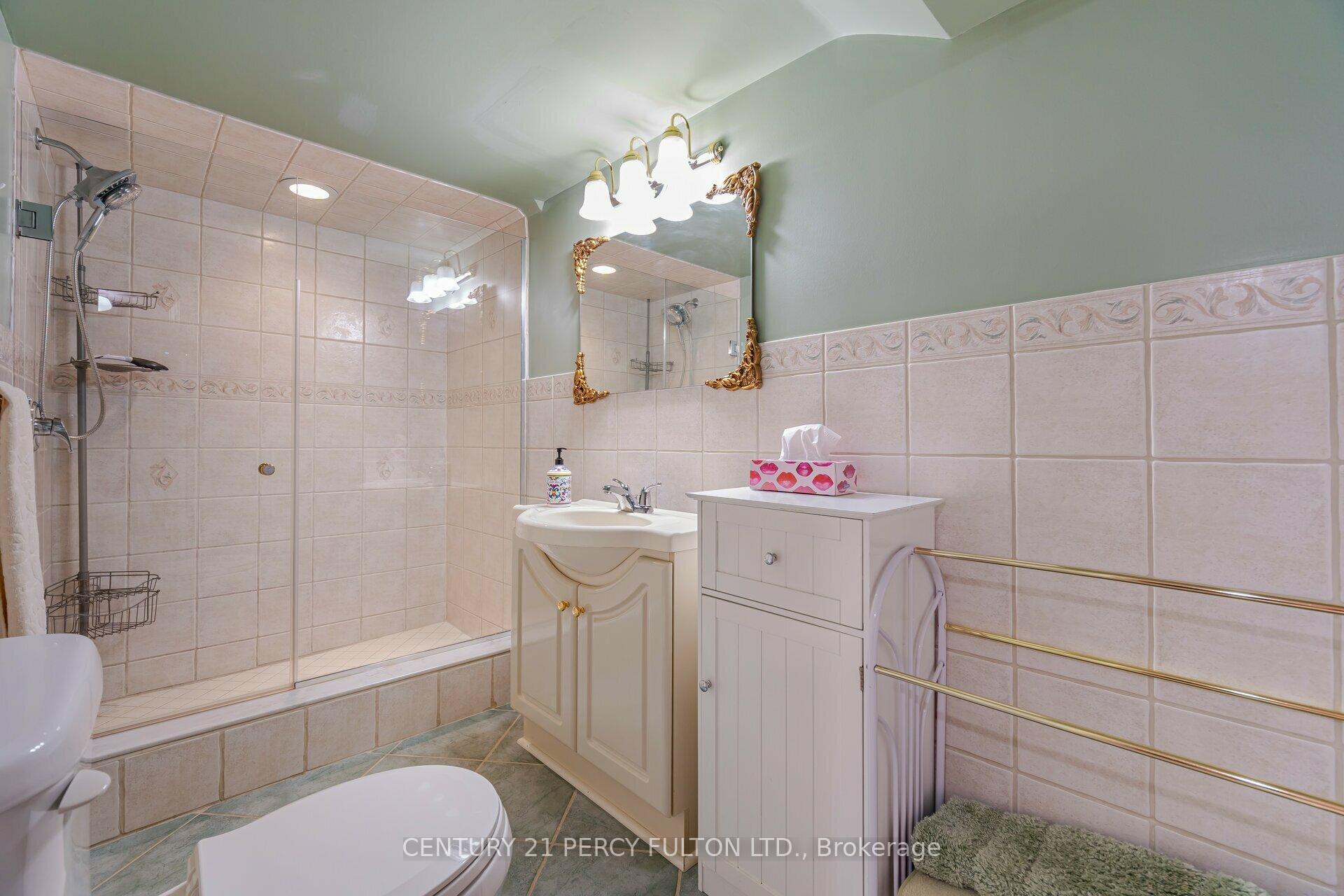 Photo 34 of 887 Darwin Drive, Pickering, Dunbarton — HOMEH