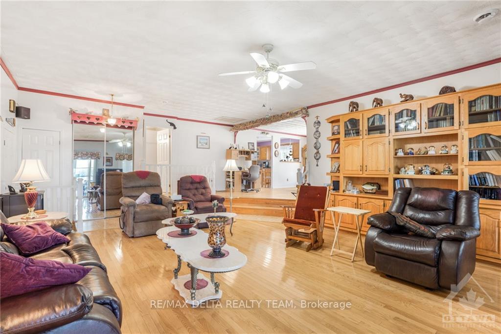 Photo 3 of 1651 Regional Road 174, Ottawa, Camelot — HOMEH