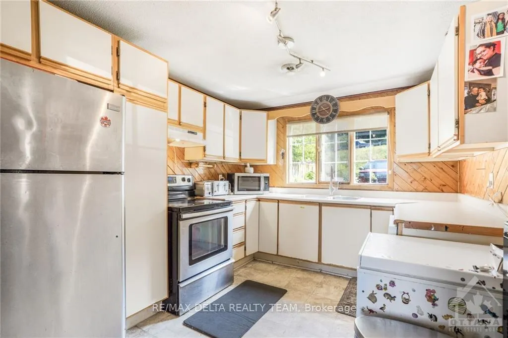 Photo 23 of 1651 Regional Road 174, Ottawa, Camelot — HOMEH