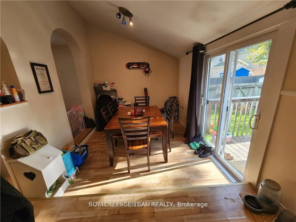Photo 9 of 219 James Street E, Brockville — HOMEH