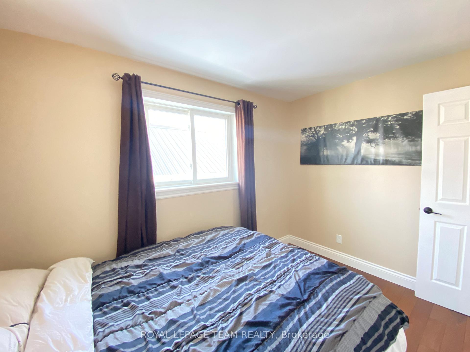 Photo 11 of 69 Norma Street S, Arnprior — HOMEH