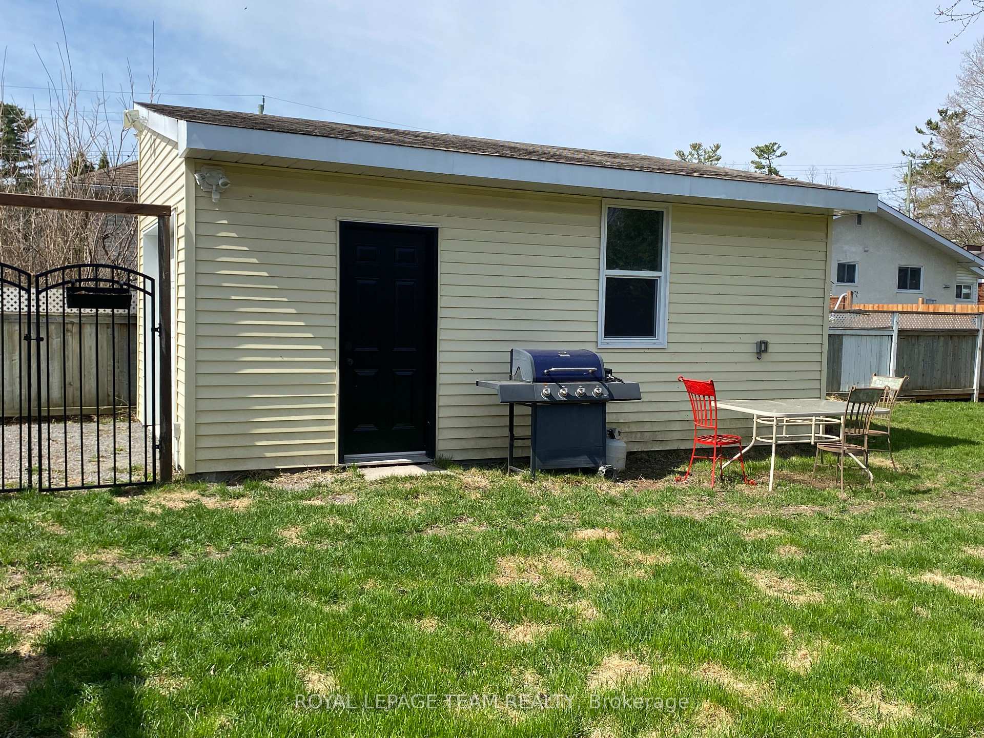 Photo 20 of 69 Norma Street S, Arnprior — HOMEH