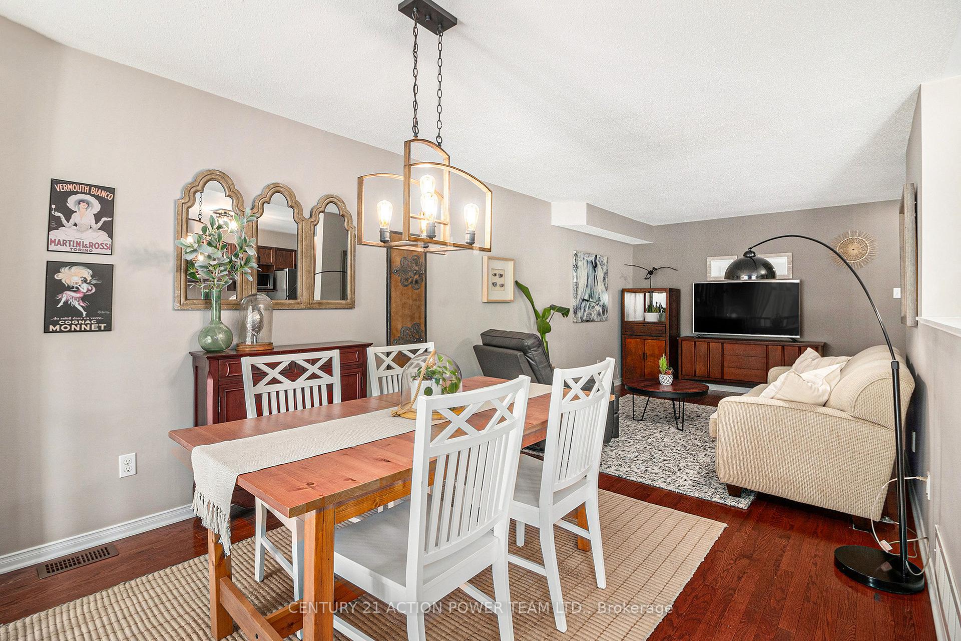 Photo 10 of 210 Cityview Crescent, Ottawa, Springridge/East Village — HOMEH