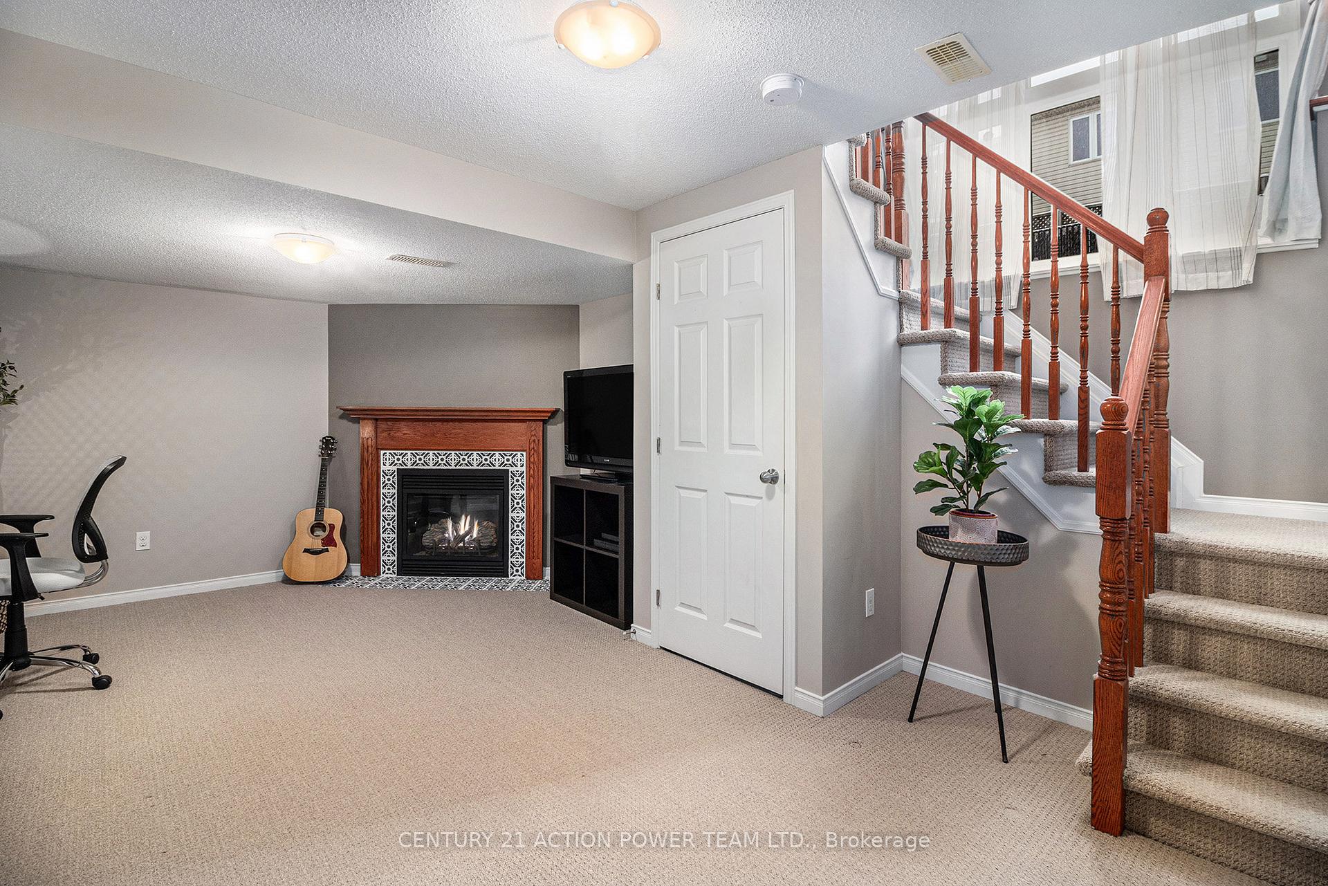 Photo 24 of 210 Cityview Crescent, Ottawa, Springridge/East Village — HOMEH