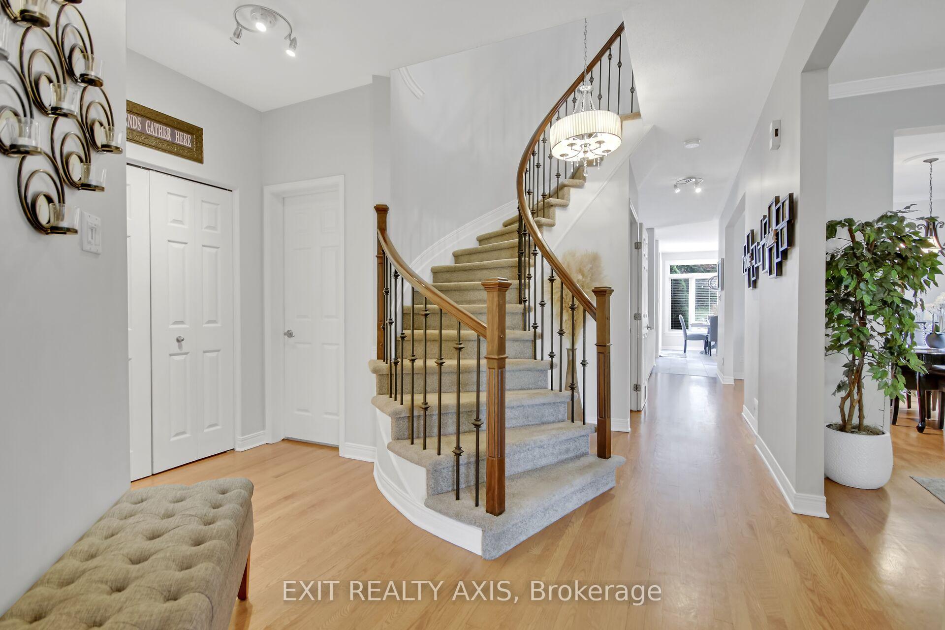 Photo 4 of 155 Longshire Circle, Ottawa, Barrhaven - Longfields — HOMEH