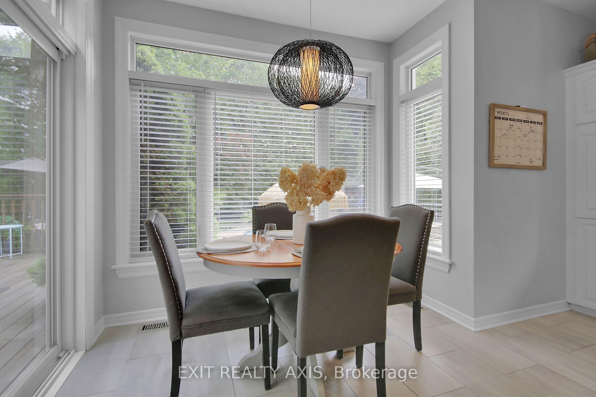 Photo 22 of 155 Longshire Circle, Ottawa, Barrhaven - Longfields — HOMEH