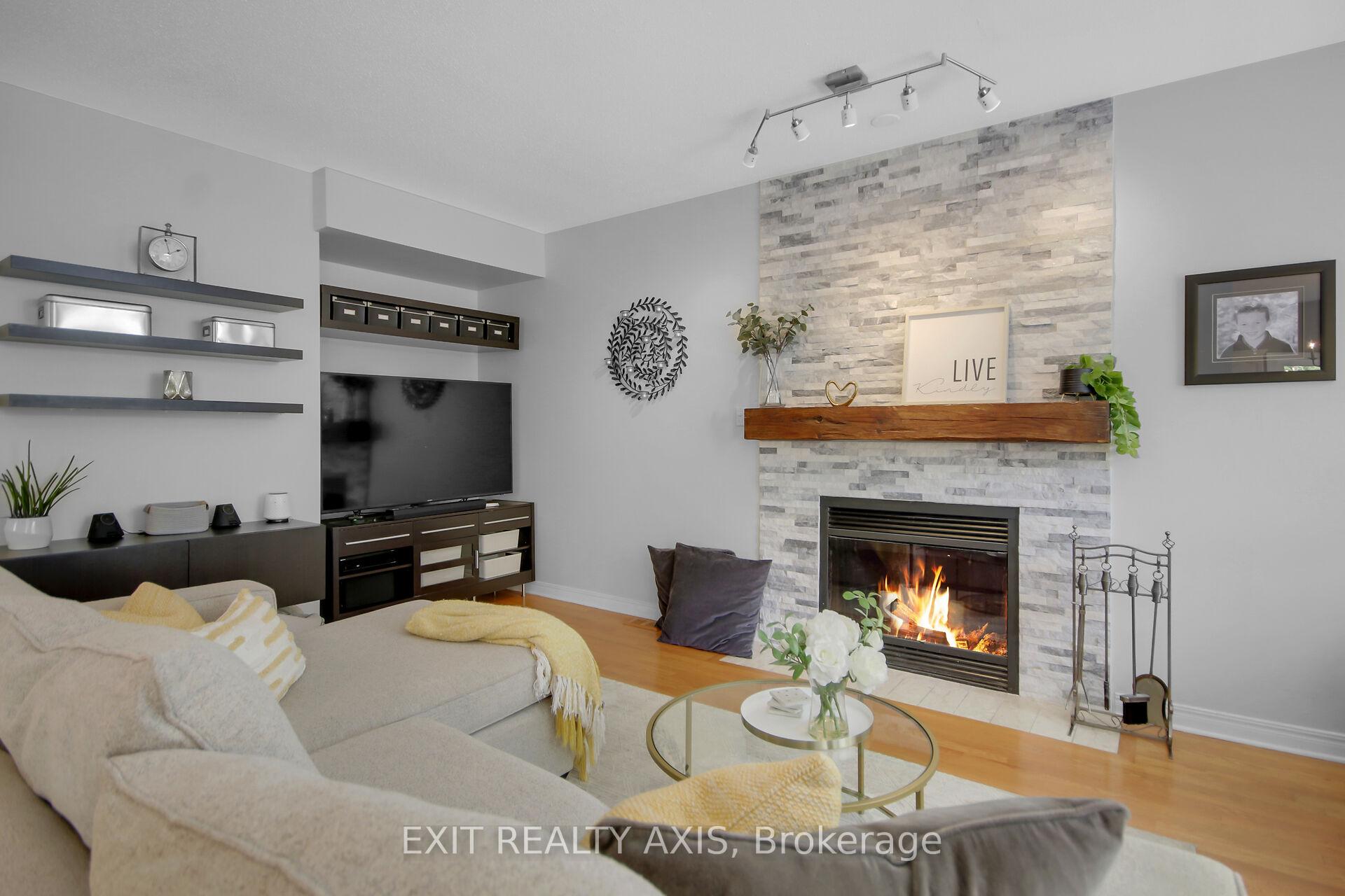 Photo 20 of 155 Longshire Circle, Ottawa, Barrhaven - Longfields — HOMEH