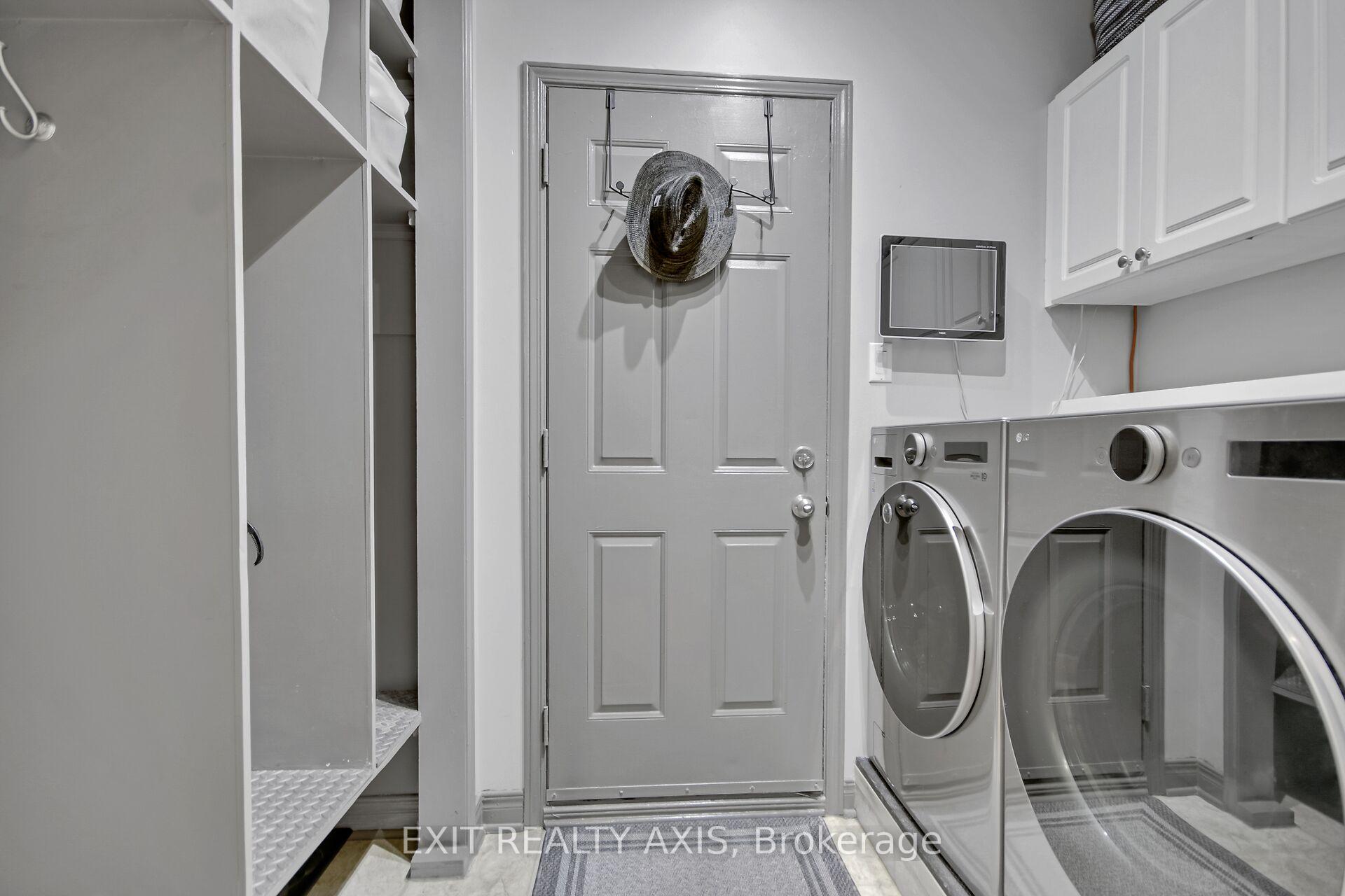 Photo 16 of 155 Longshire Circle, Ottawa, Barrhaven - Longfields — HOMEH