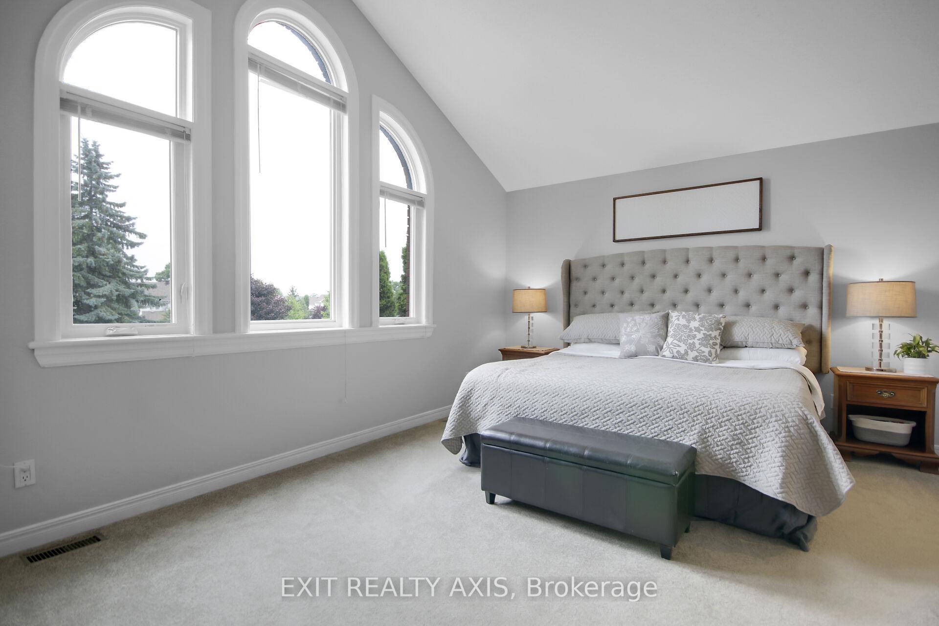 Photo 17 of 155 Longshire Circle, Ottawa, Barrhaven - Longfields — HOMEH