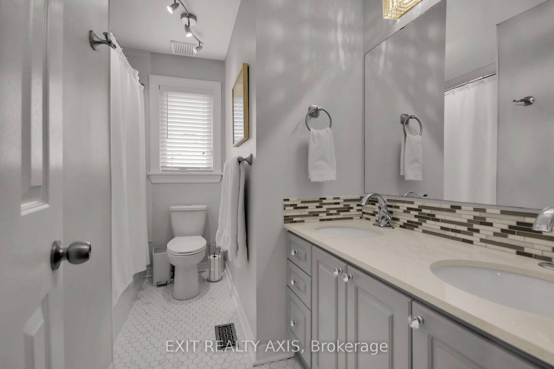 Photo 28 of 155 Longshire Circle, Ottawa, Barrhaven - Longfields — HOMEH