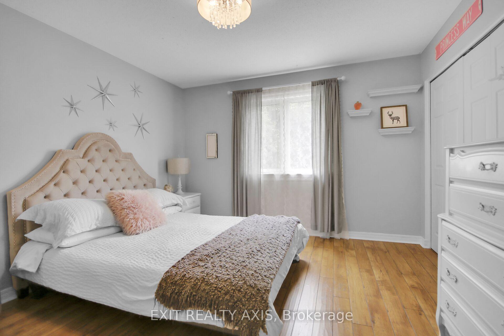 Photo 32 of 155 Longshire Circle, Ottawa, Barrhaven - Longfields — HOMEH