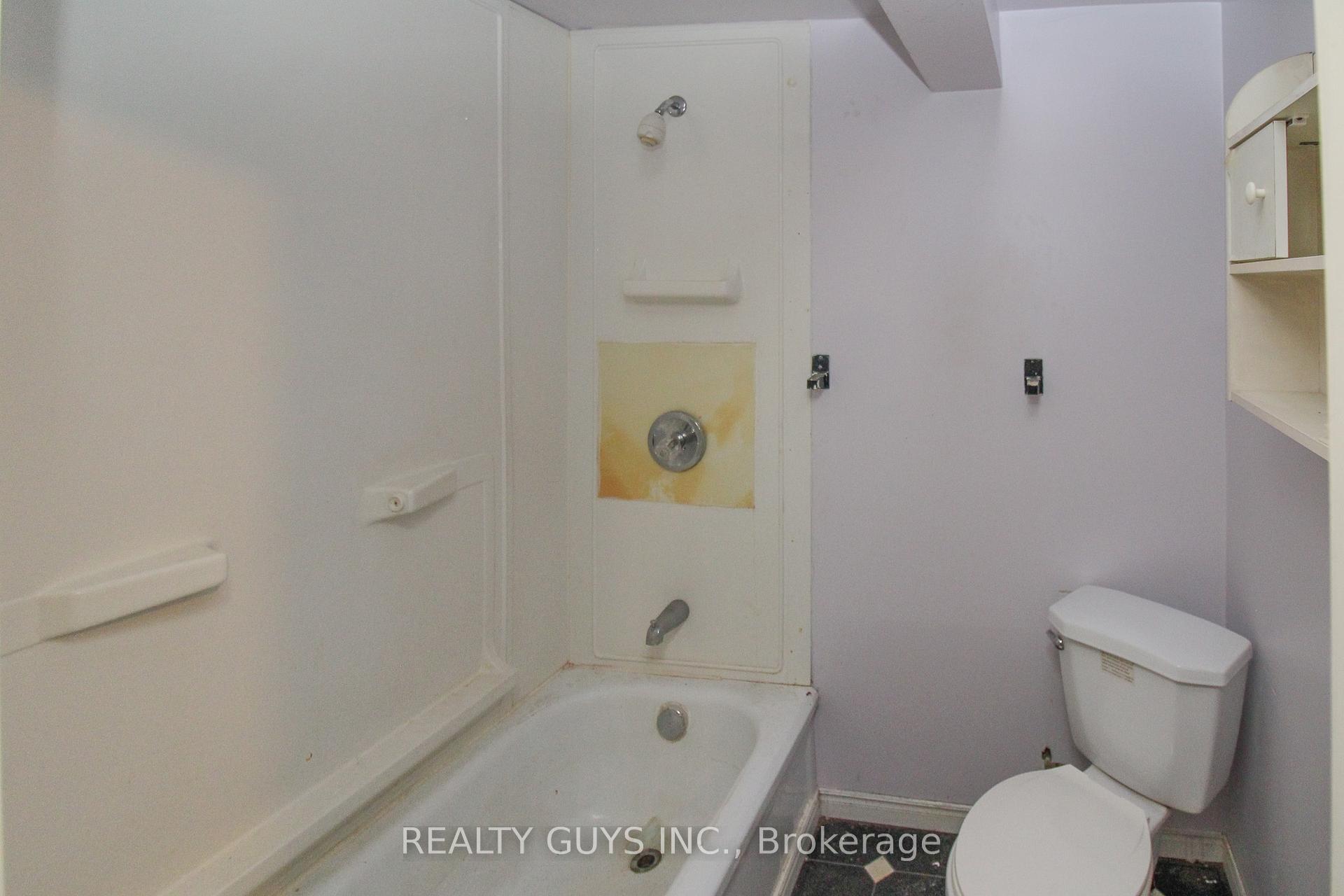 Photo 28 of 290 Mcfarlane Street, Peterborough, Ashburnham Ward 4 — HOMEH