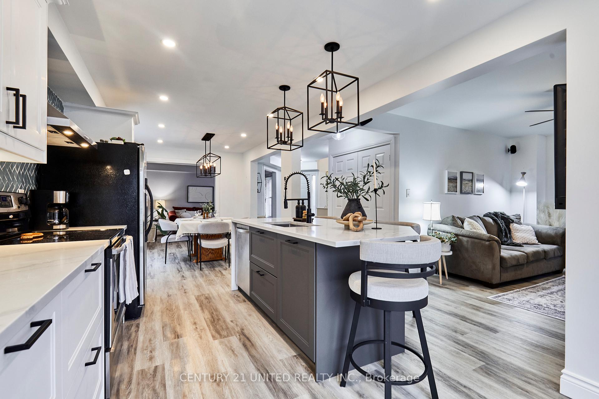 Photo 13 of 26 Lipton Crescent, Whitby, Pringle Creek — HOMEH