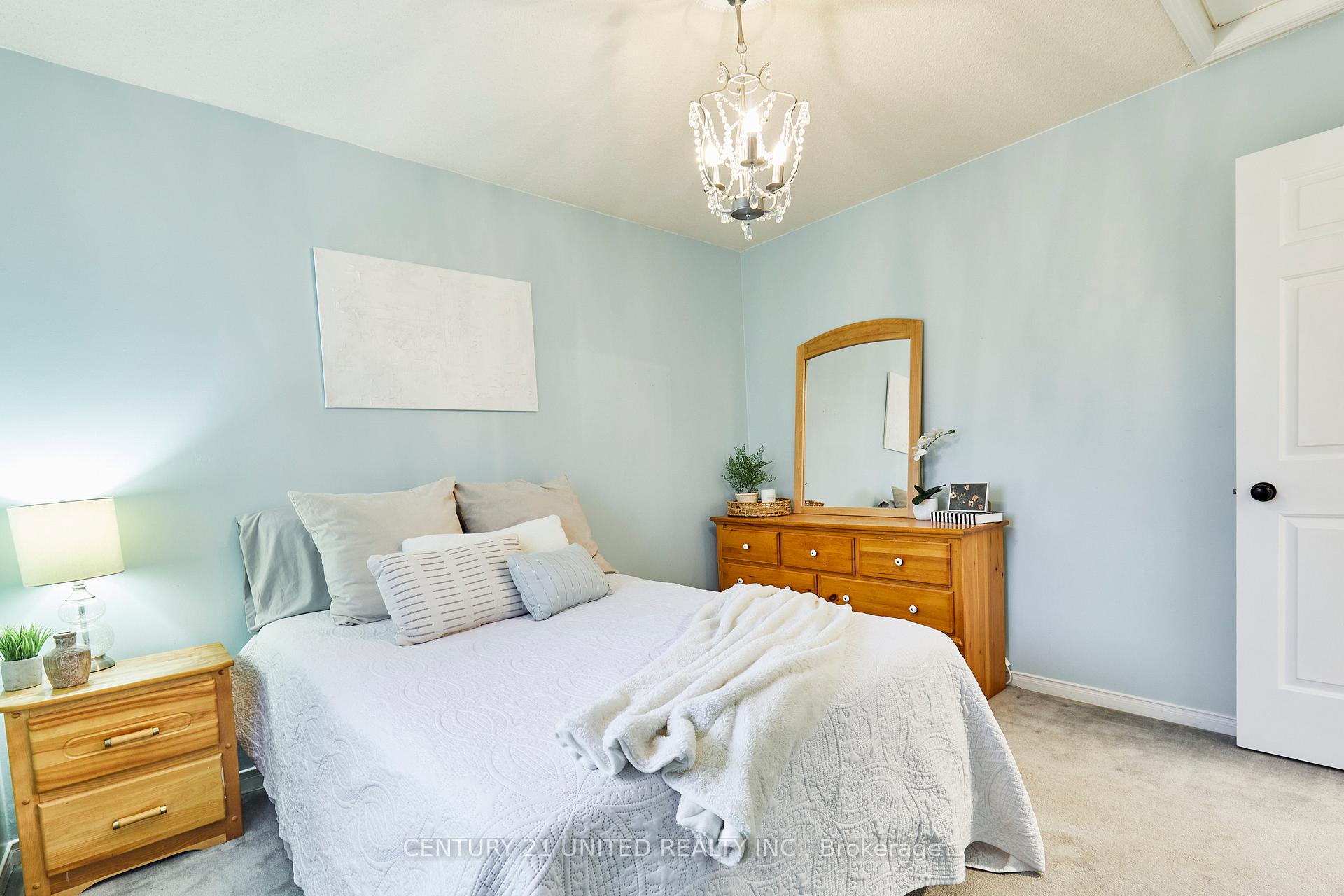 Photo 32 of 26 Lipton Crescent, Whitby, Pringle Creek — HOMEH