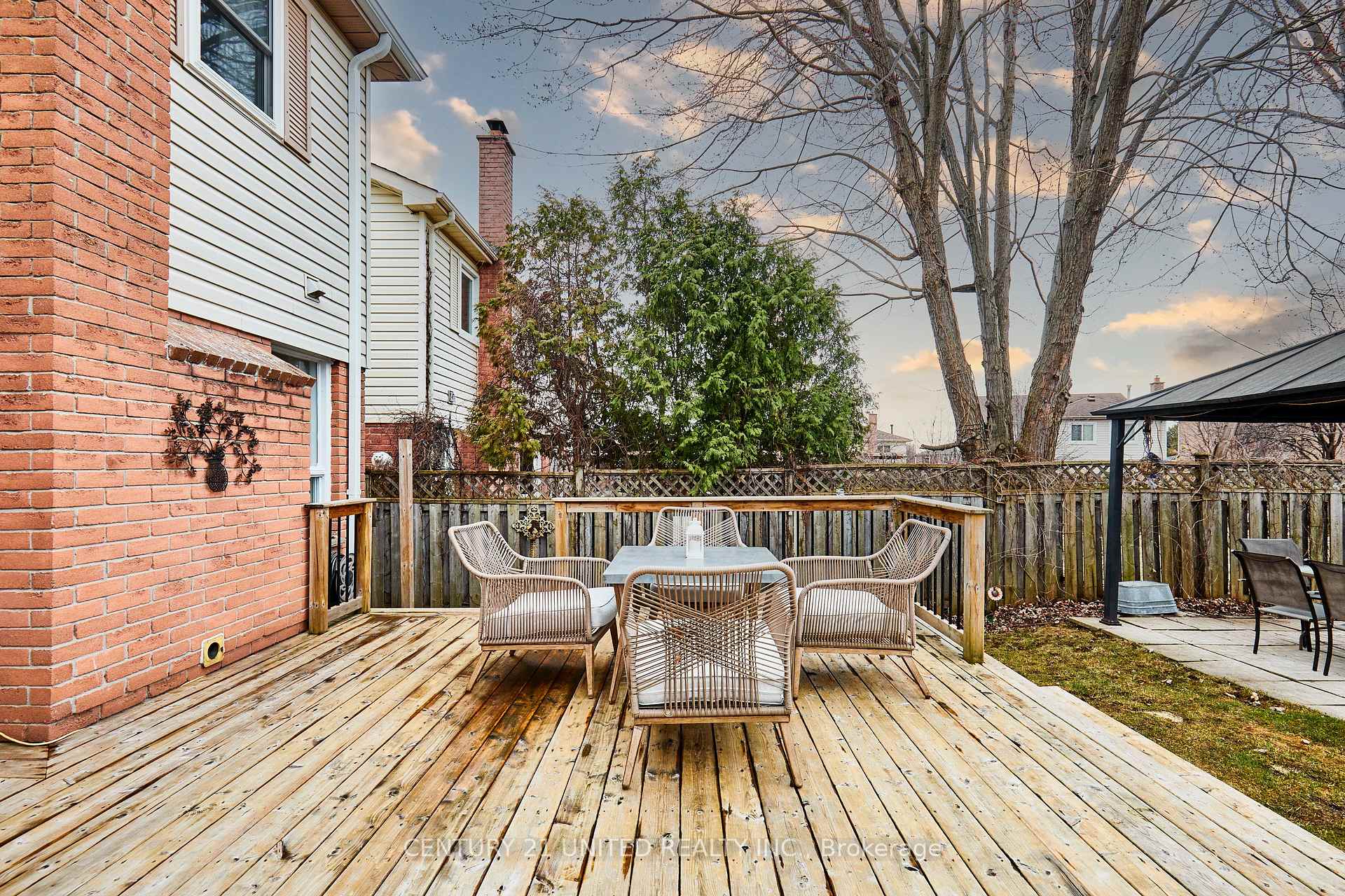 Photo 46 of 26 Lipton Crescent, Whitby, Pringle Creek — HOMEH