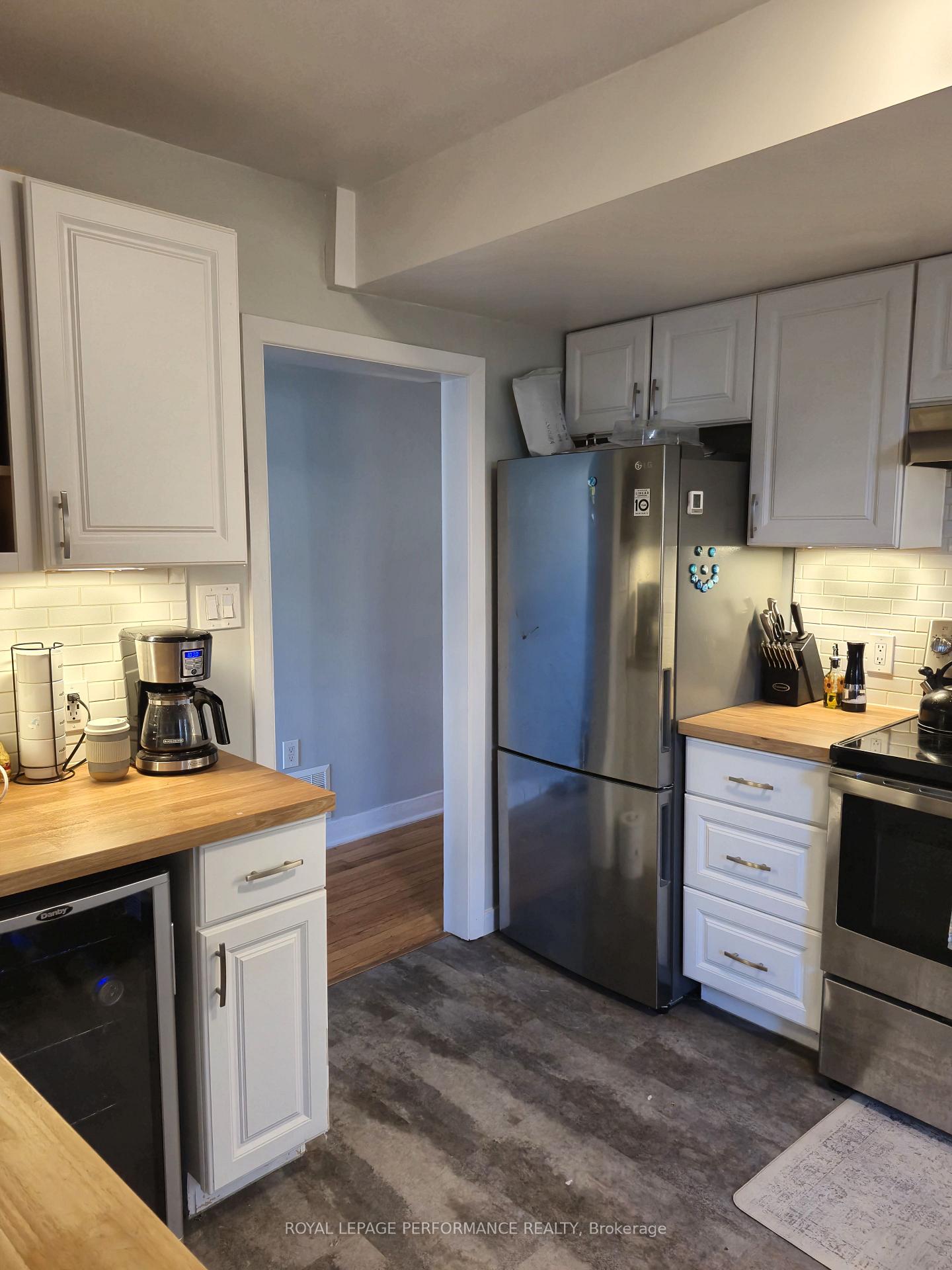Photo 2 of Unit #1, 2712 Violet Street, Ottawa, Britannia — HOMEH