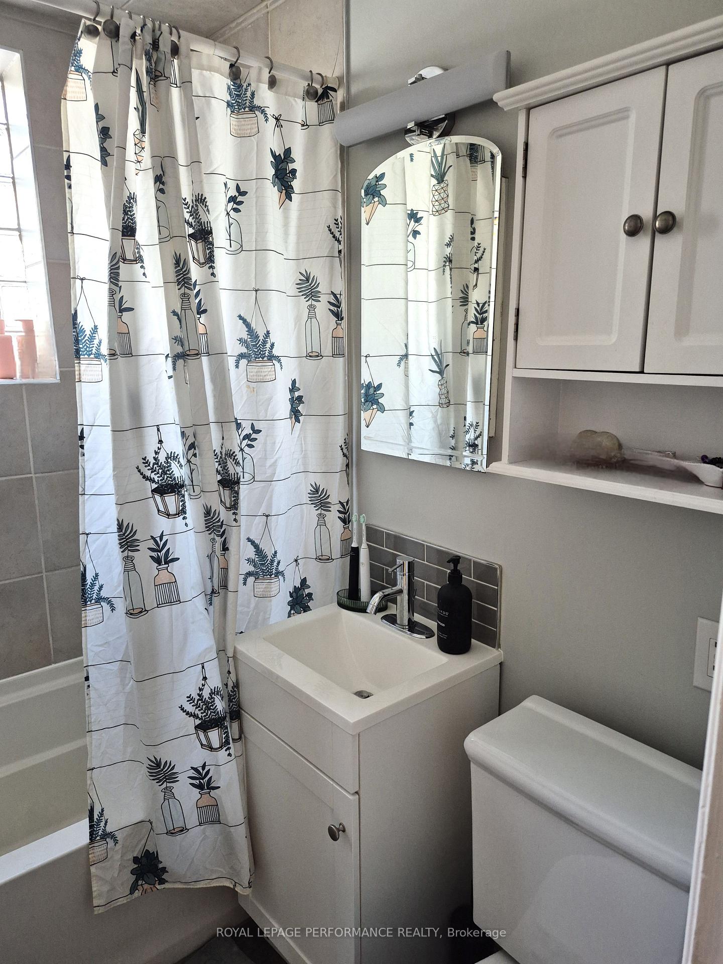 Photo 6 of Unit #1, 2712 Violet Street, Ottawa, Britannia — HOMEH