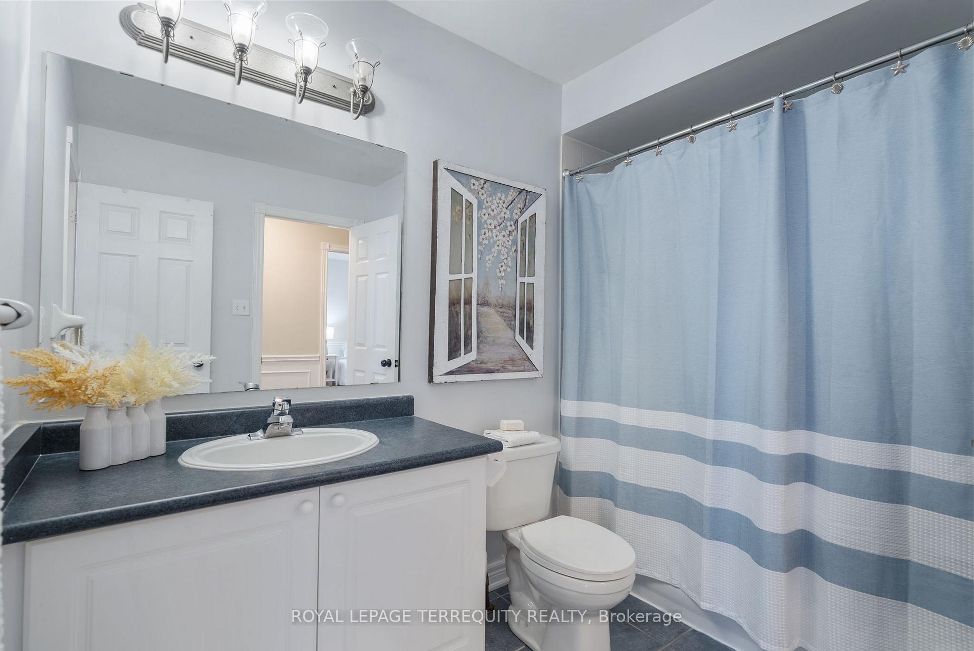 Photo 18 of 45 Aster Crescent, Whitby, Brooklin — HOMEH