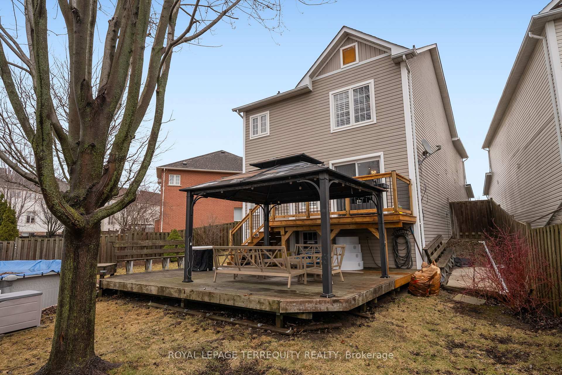 Photo 24 of 45 Aster Crescent, Whitby, Brooklin — HOMEH