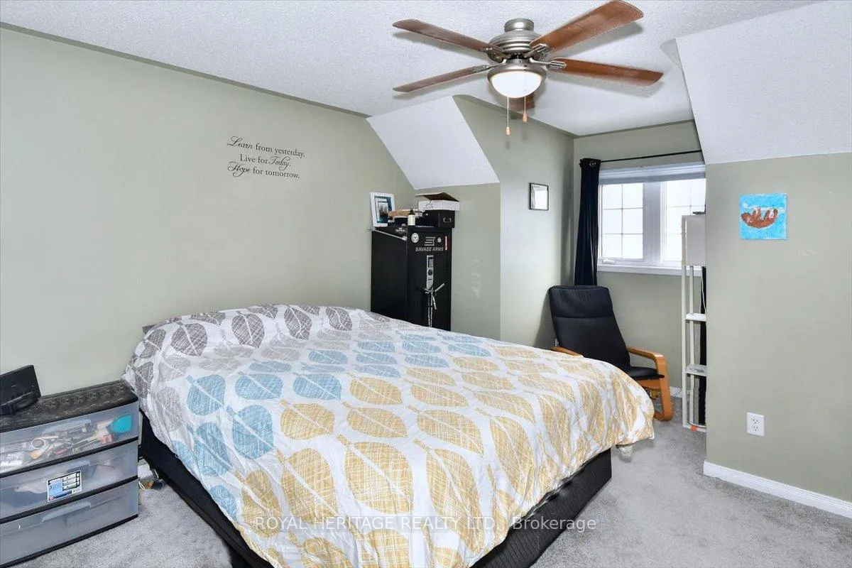 Photo 20 of 542 Garbutt Terrace, Peterborough, Northcrest Ward 5 — HOMEH