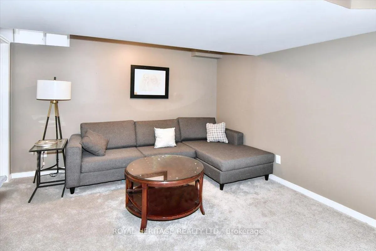 Photo 27 of 542 Garbutt Terrace, Peterborough, Northcrest Ward 5 — HOMEH