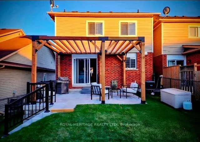 Photo 32 of 542 Garbutt Terrace, Peterborough, Northcrest Ward 5 — HOMEH