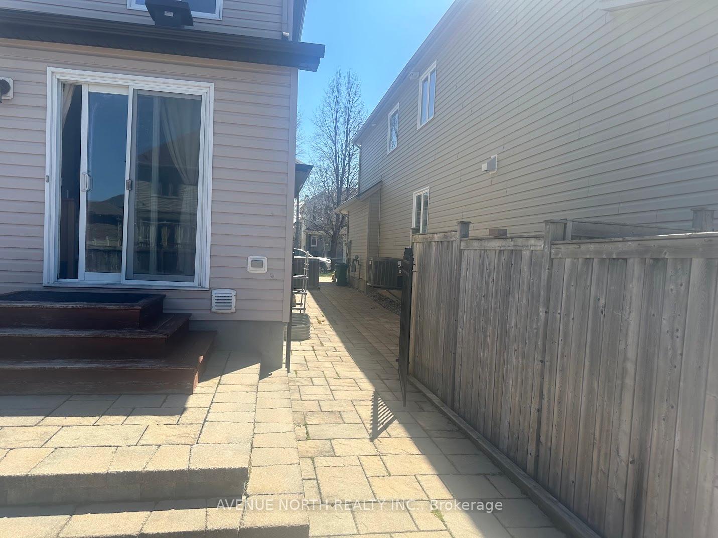 Photo 5 of 238 Tewsley Drive, Ottawa, Riverside South/Gloucester Glen — HOMEH