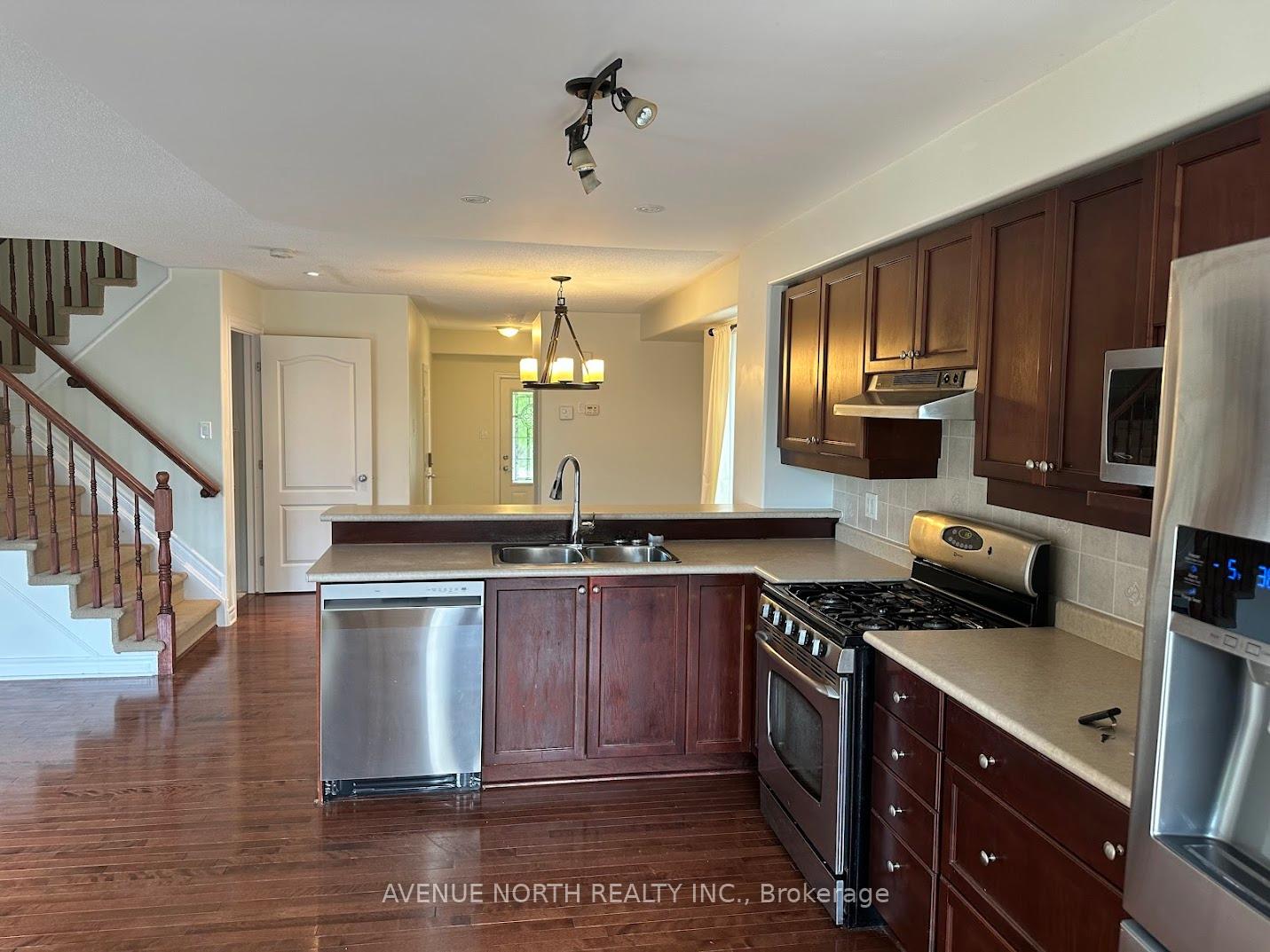 Photo 7 of 238 Tewsley Drive, Ottawa, Riverside South/Gloucester Glen — HOMEH