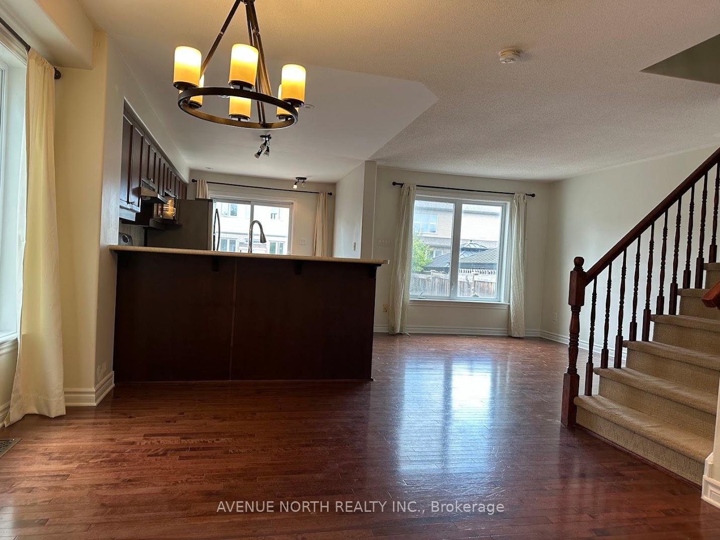 Photo 10 of 238 Tewsley Drive, Ottawa, Riverside South/Gloucester Glen — HOMEH
