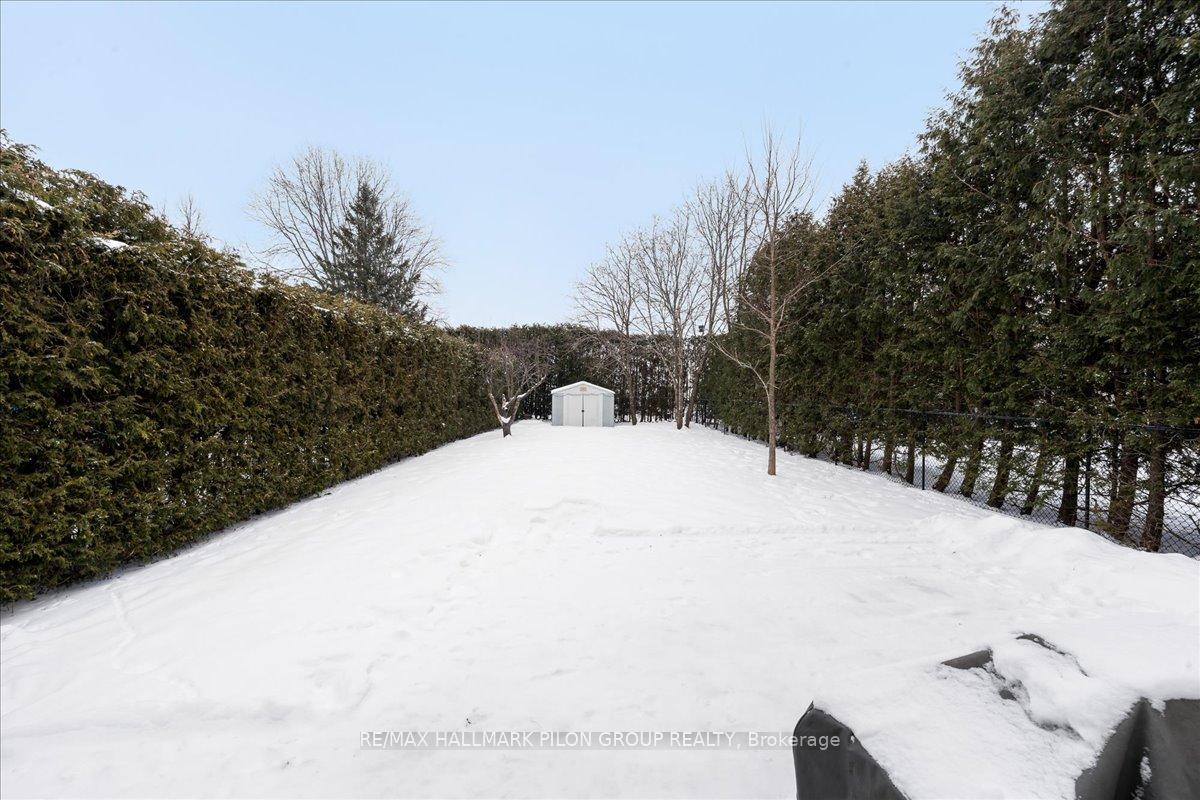 Photo 23 of 636 Deancourt Crescent, Ottawa, Fallingbrook/Ridgemount — HOMEH