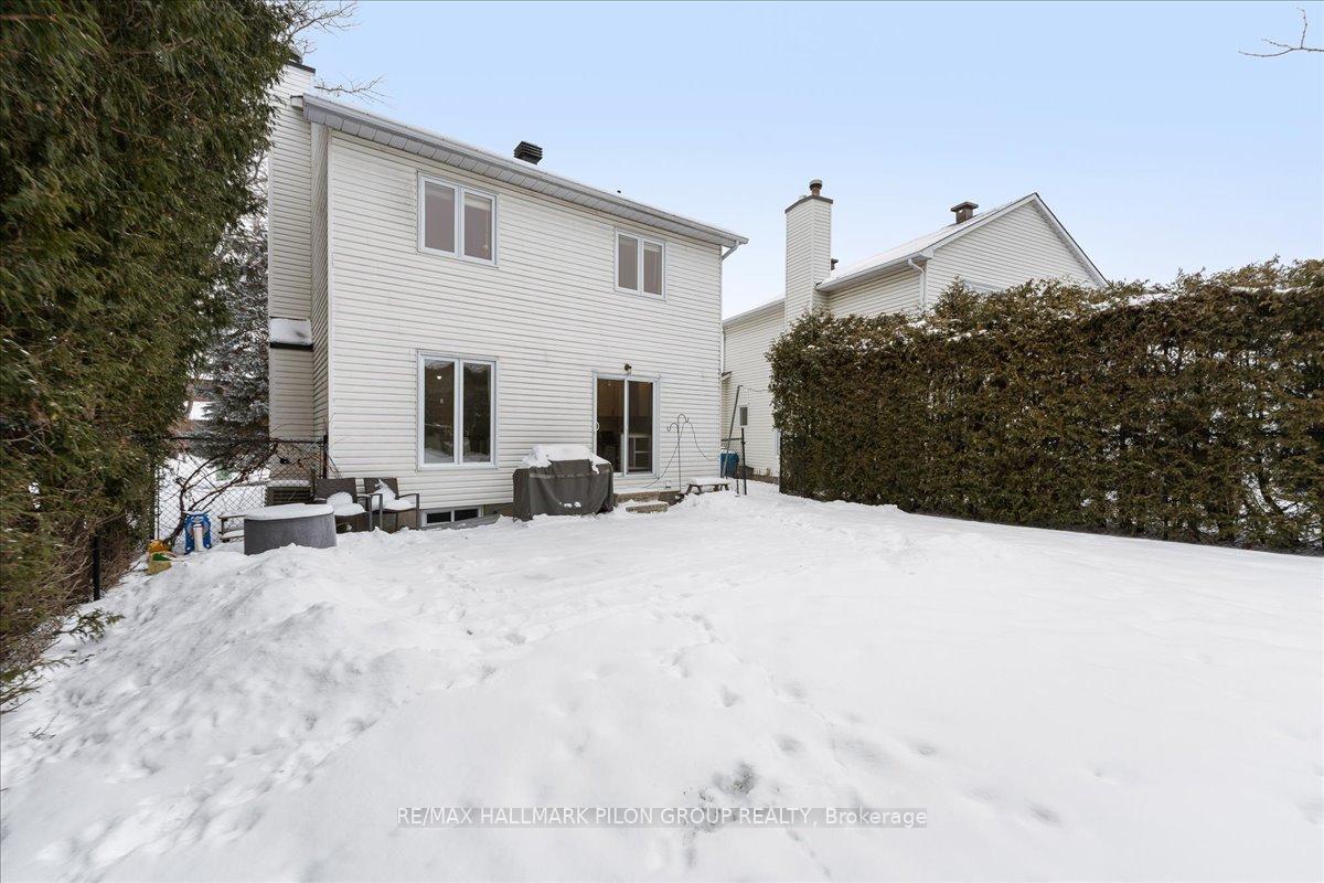 Photo 26 of 636 Deancourt Crescent, Ottawa, Fallingbrook/Ridgemount — HOMEH